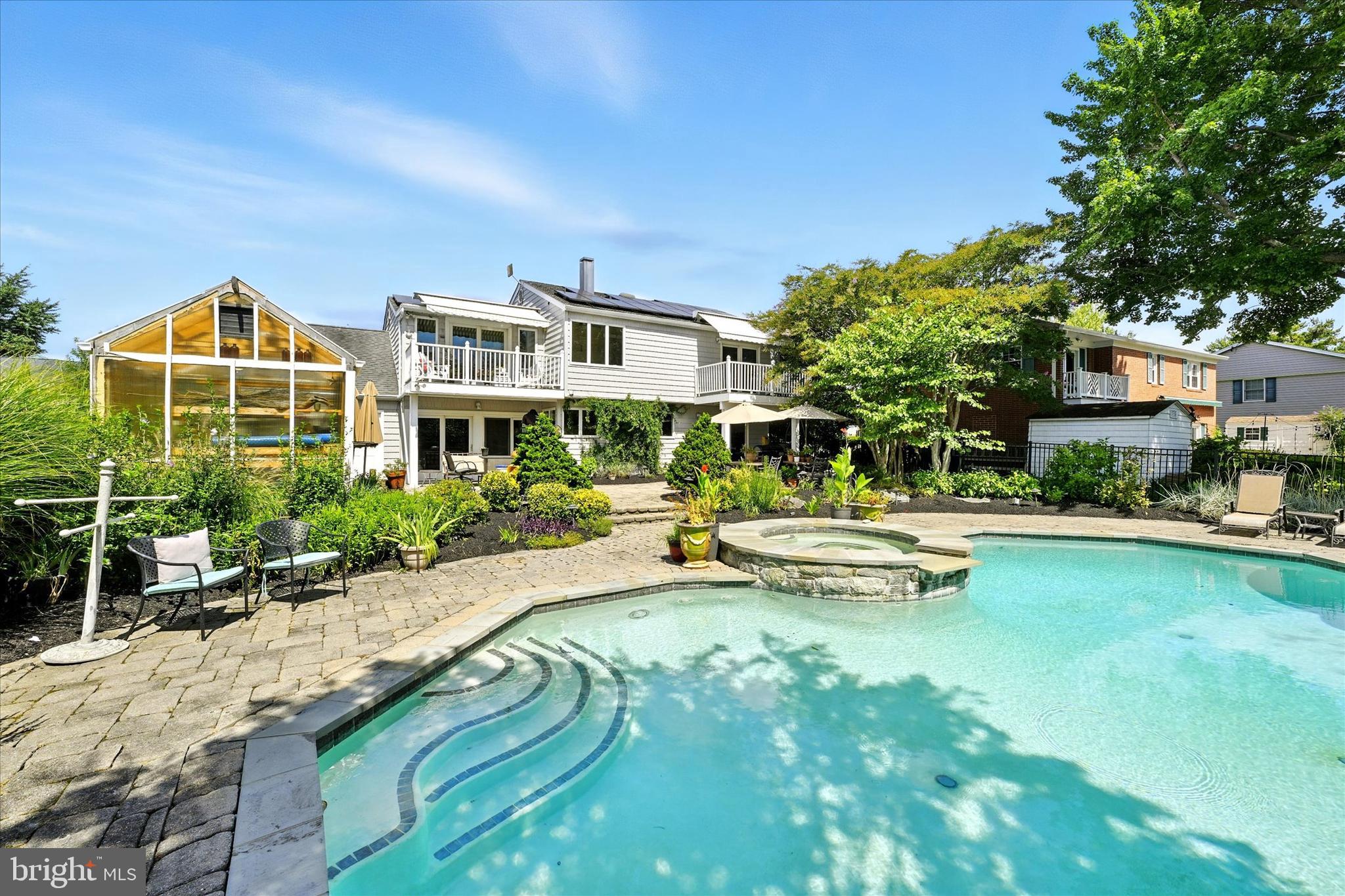 RUMSEY ISLAND - Residential