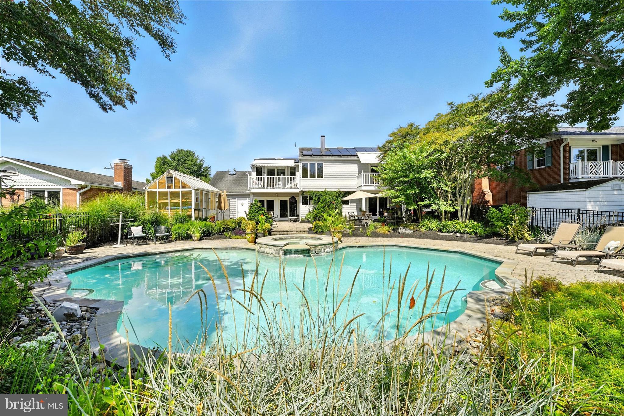 RUMSEY ISLAND - Residential