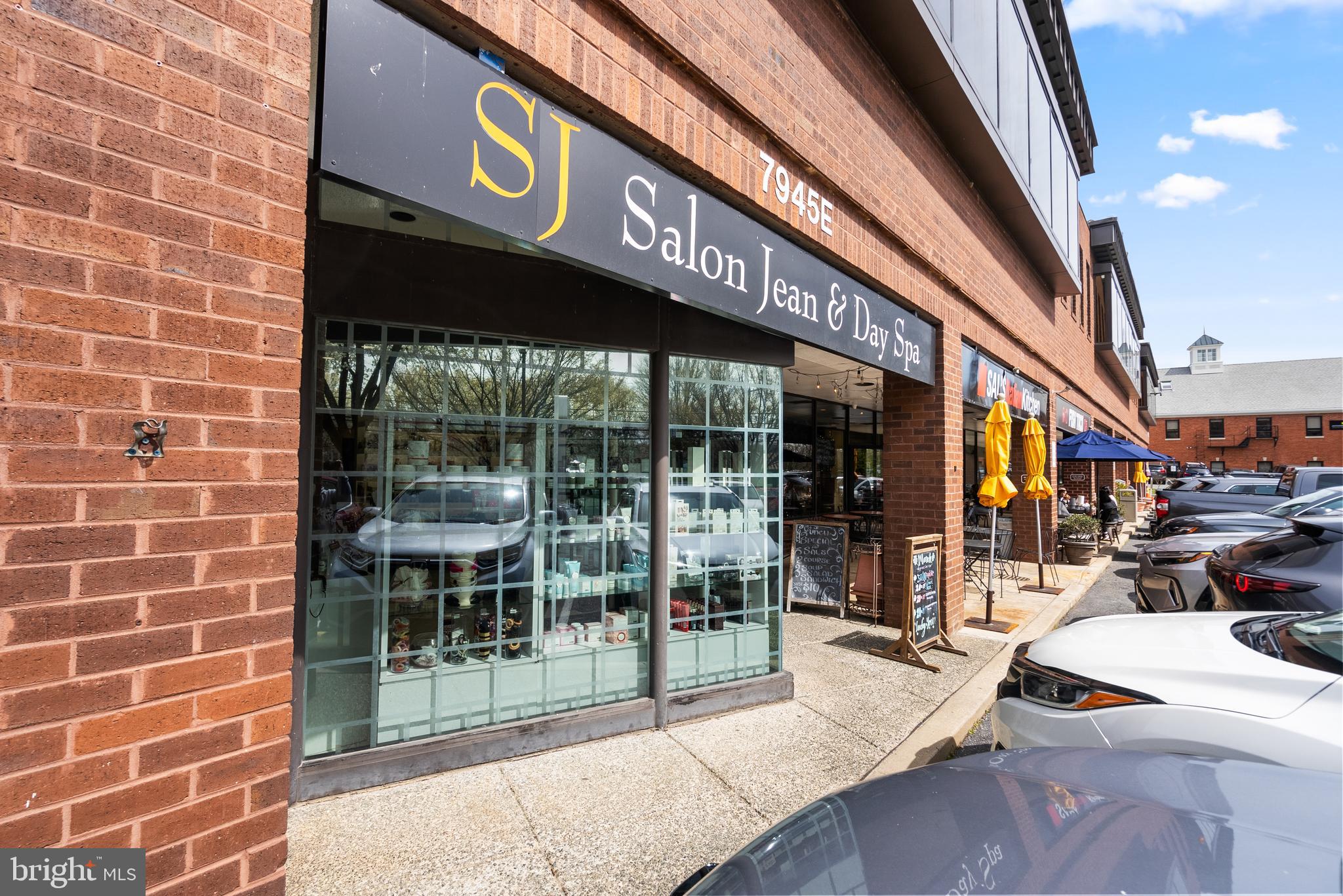 BANNOCKBURN HEIGHTS - Residential