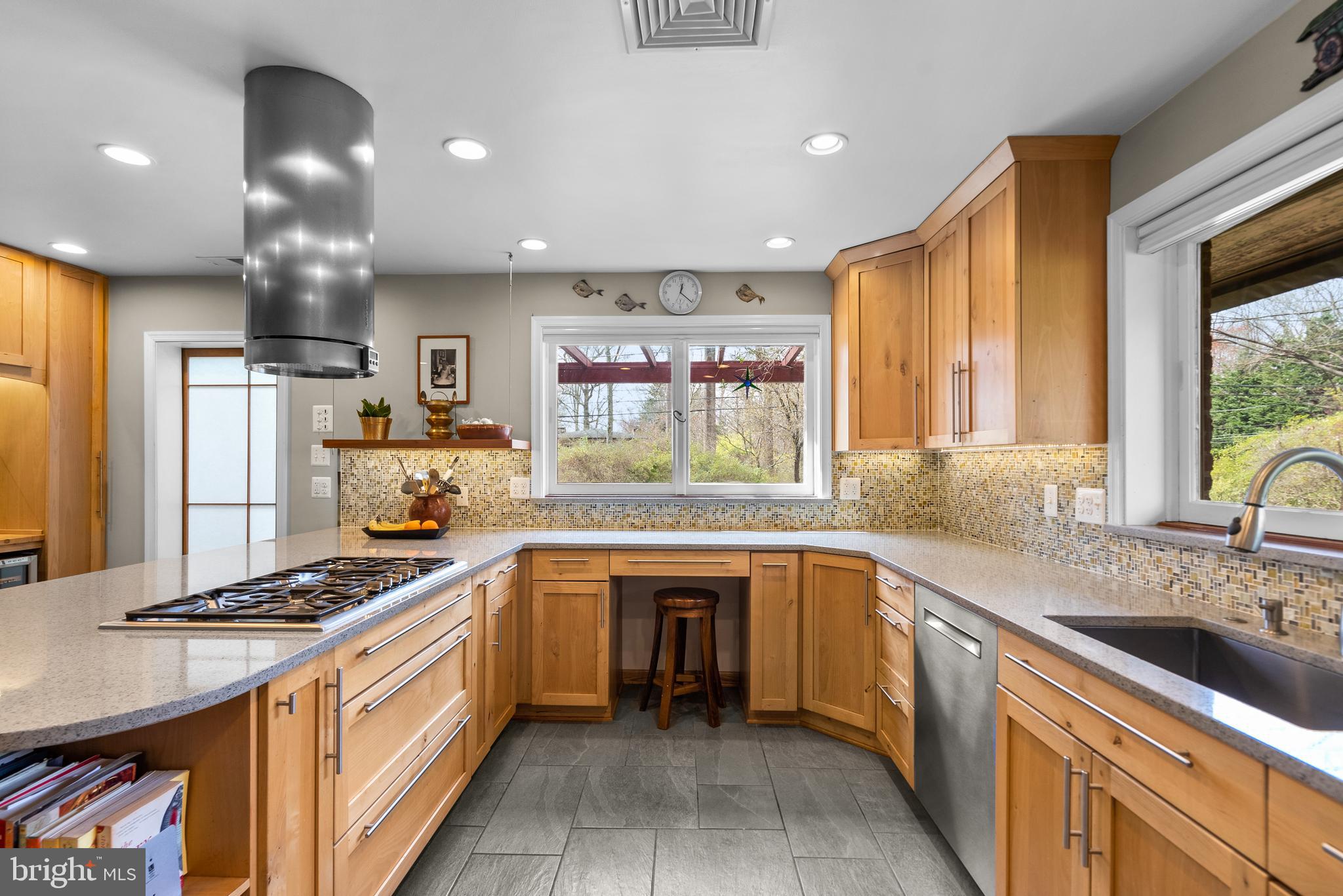 BANNOCKBURN HEIGHTS - Residential