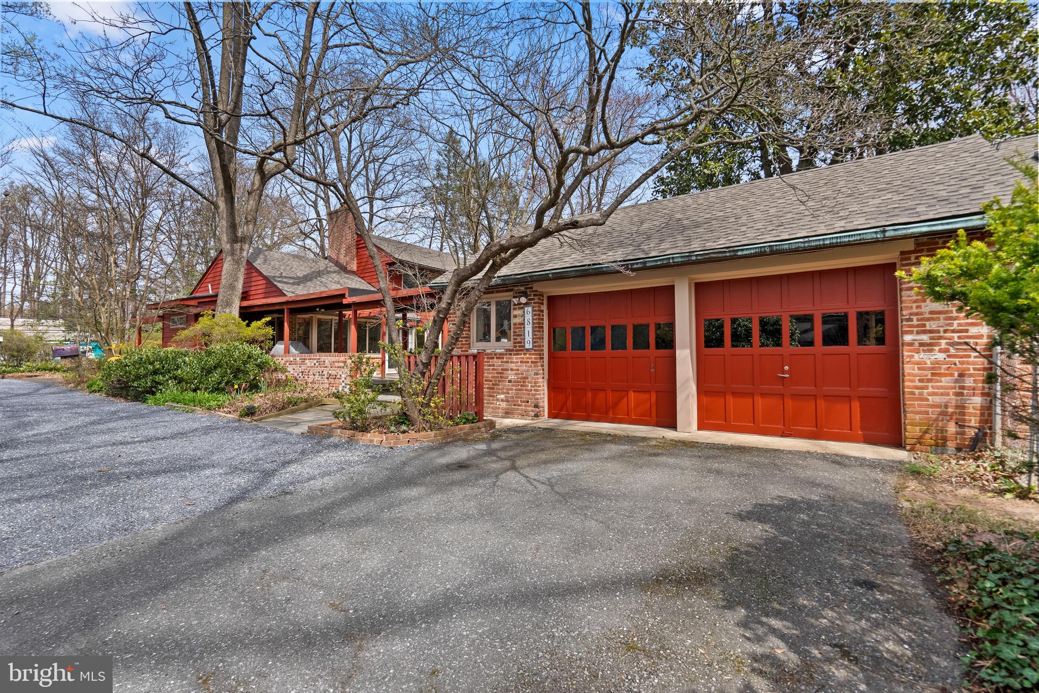 BANNOCKBURN HEIGHTS - Residential