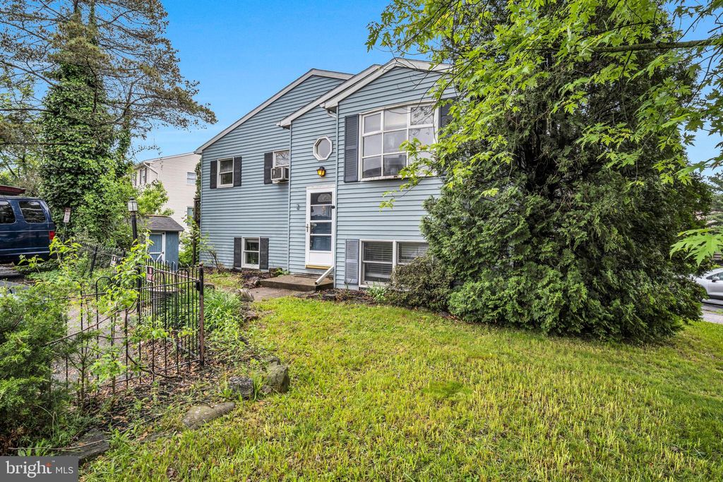 Photo of 2 Russian Olive Drive, ETTERS, PA 17319 (MLS # PAYK2081944)