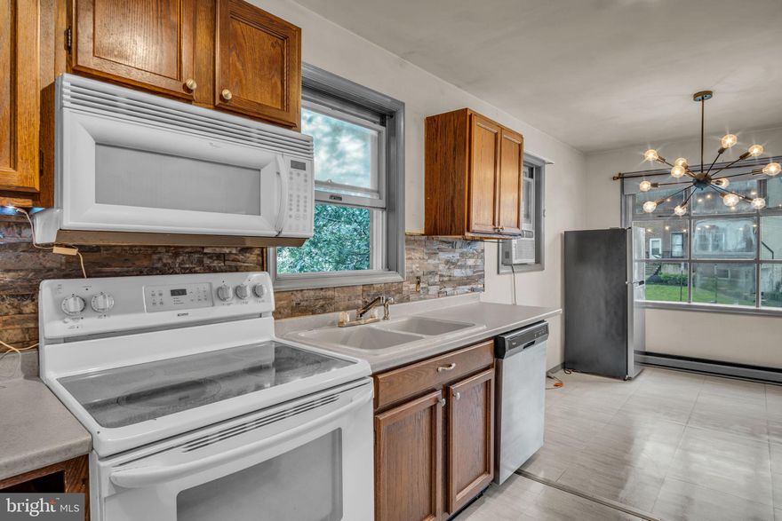 Investor Opportunity – Rental Potential with Strong ROI

Welcome to 2 Russian Olive Dr, a 2-bedroom, 1.5-bath townhome in the Valley Green neighborhood. Whether you’re a buy-and-hold investor or looking to build sweat equity, this property offers solid rental comps (near $1,750/mo) and a path to strong cash flow.

The home features a spacious living area, kitchen appliances, and washer/dryer included. With low HOA fees, and off-street parking, it has all the fundamentals for long-term tenant appeal.

While some repairs and updates are needed, it offers immediate upside for the right buyer.  This is your chance to step into a sought-after location with built-in equity and long-term potential.

Estimated cap rate over 9%
Quick access to I-83 and Harrisburg/York corridor