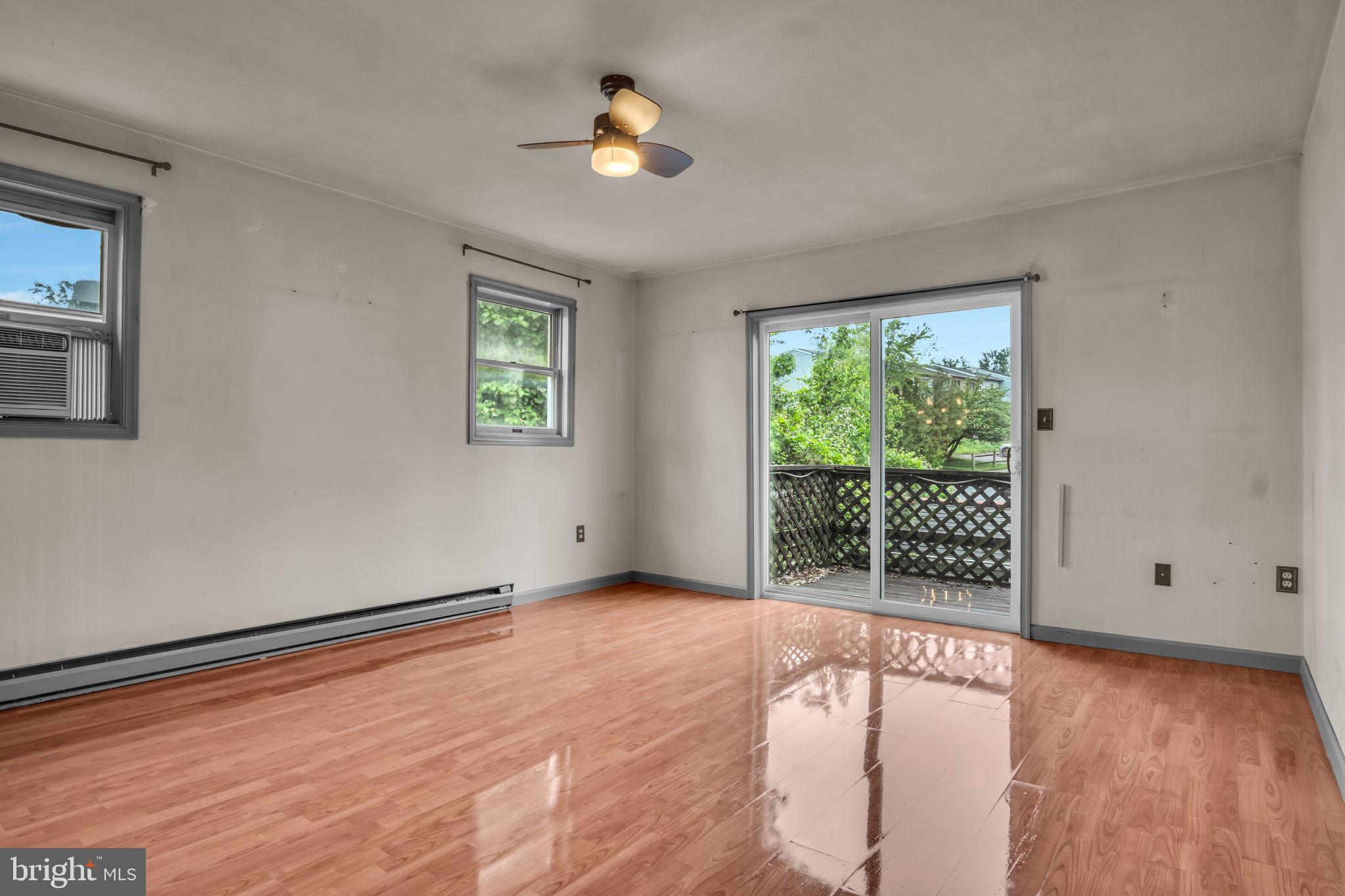 VALLEY GREEN - Residential