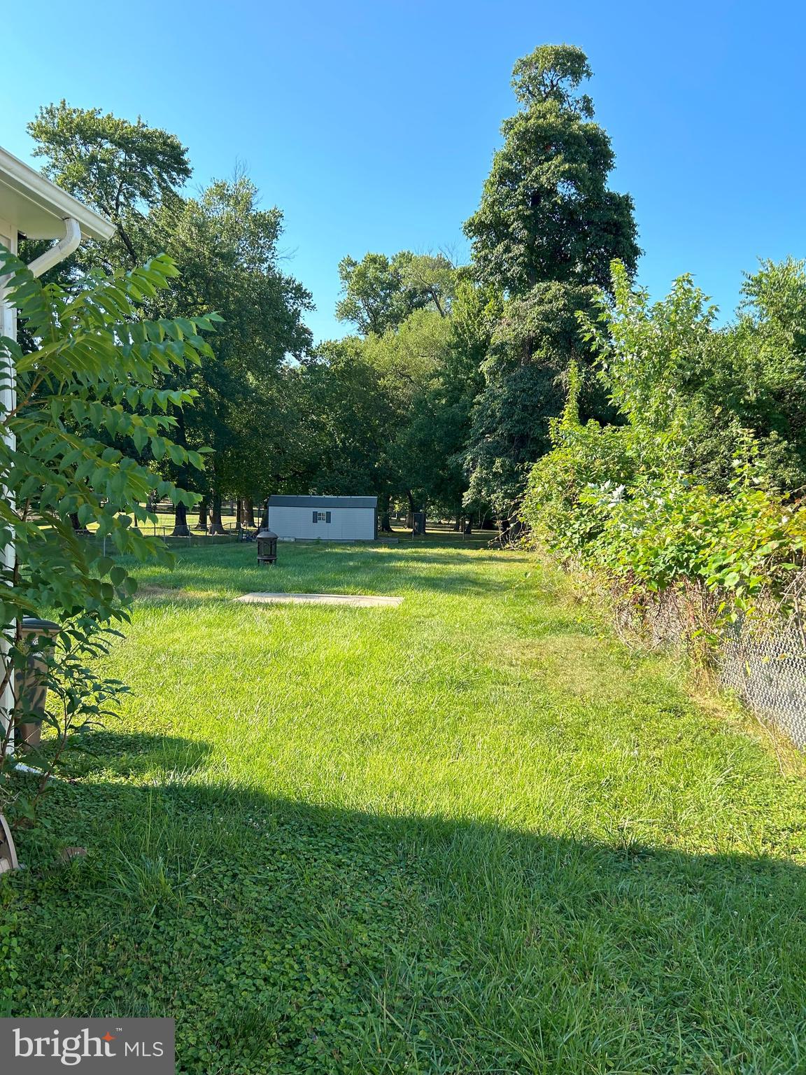 LINCOLN PARK - Residential Lease