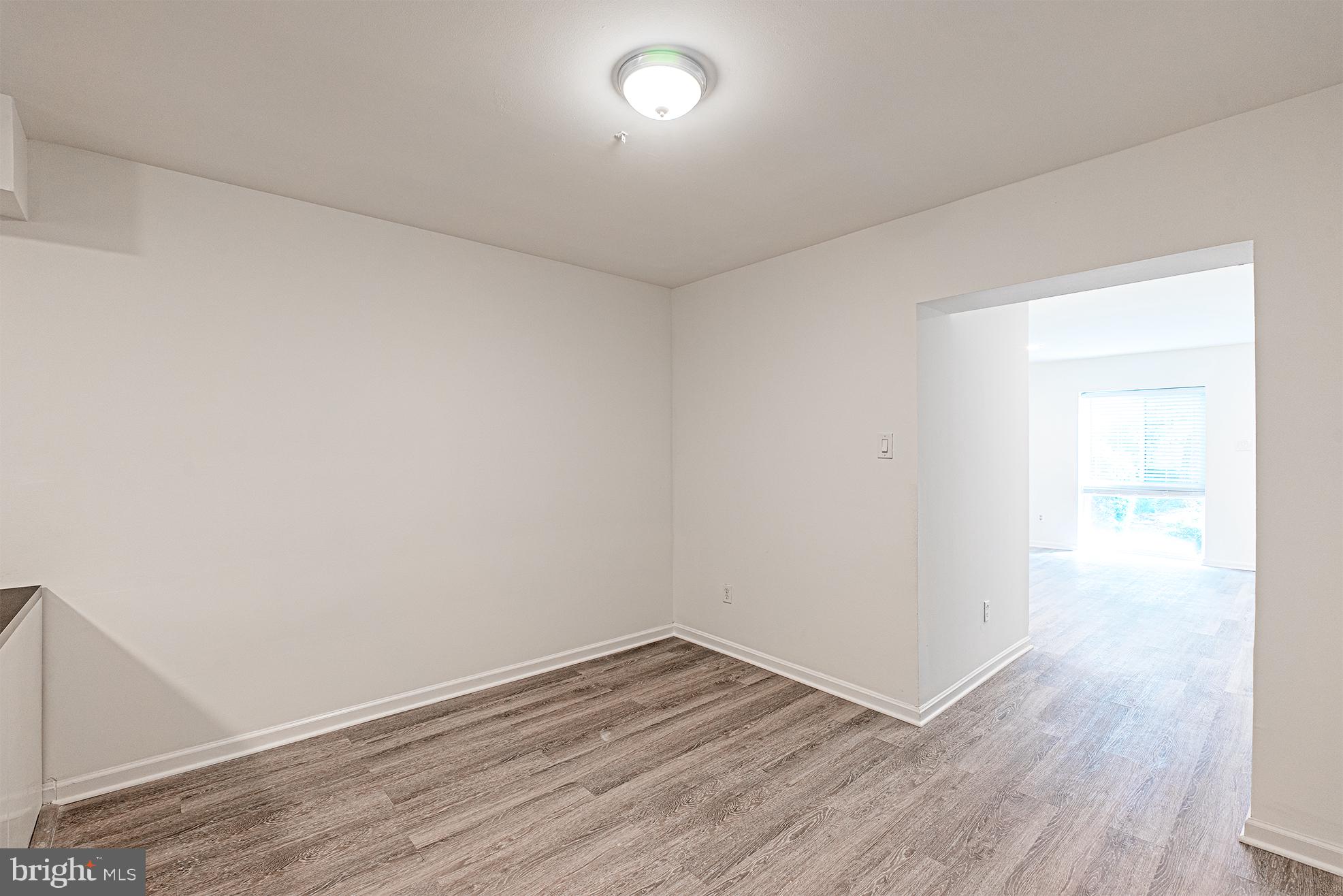 EDSALL BLUFF - Residential Lease