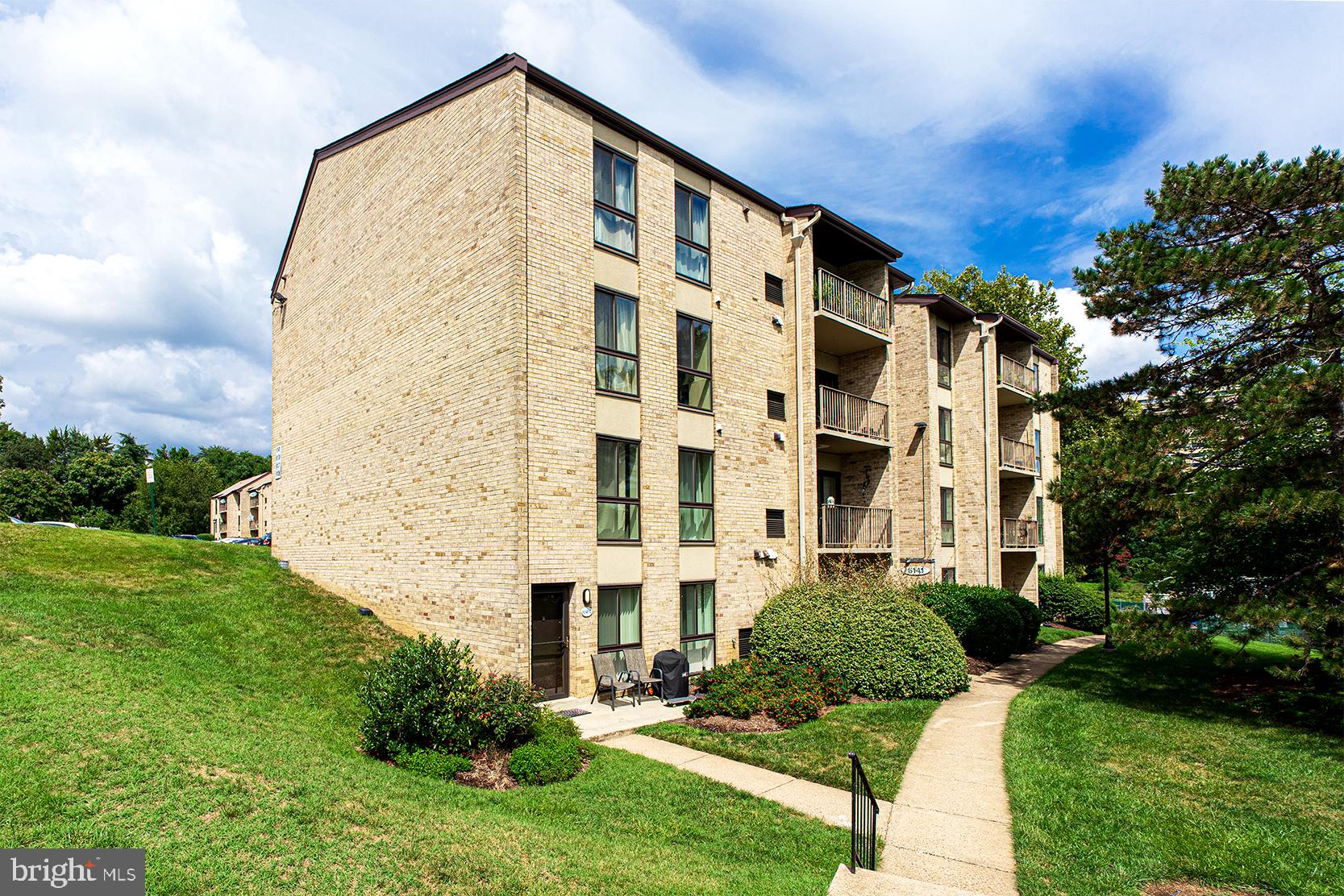 EDSALL BLUFF - Residential Lease