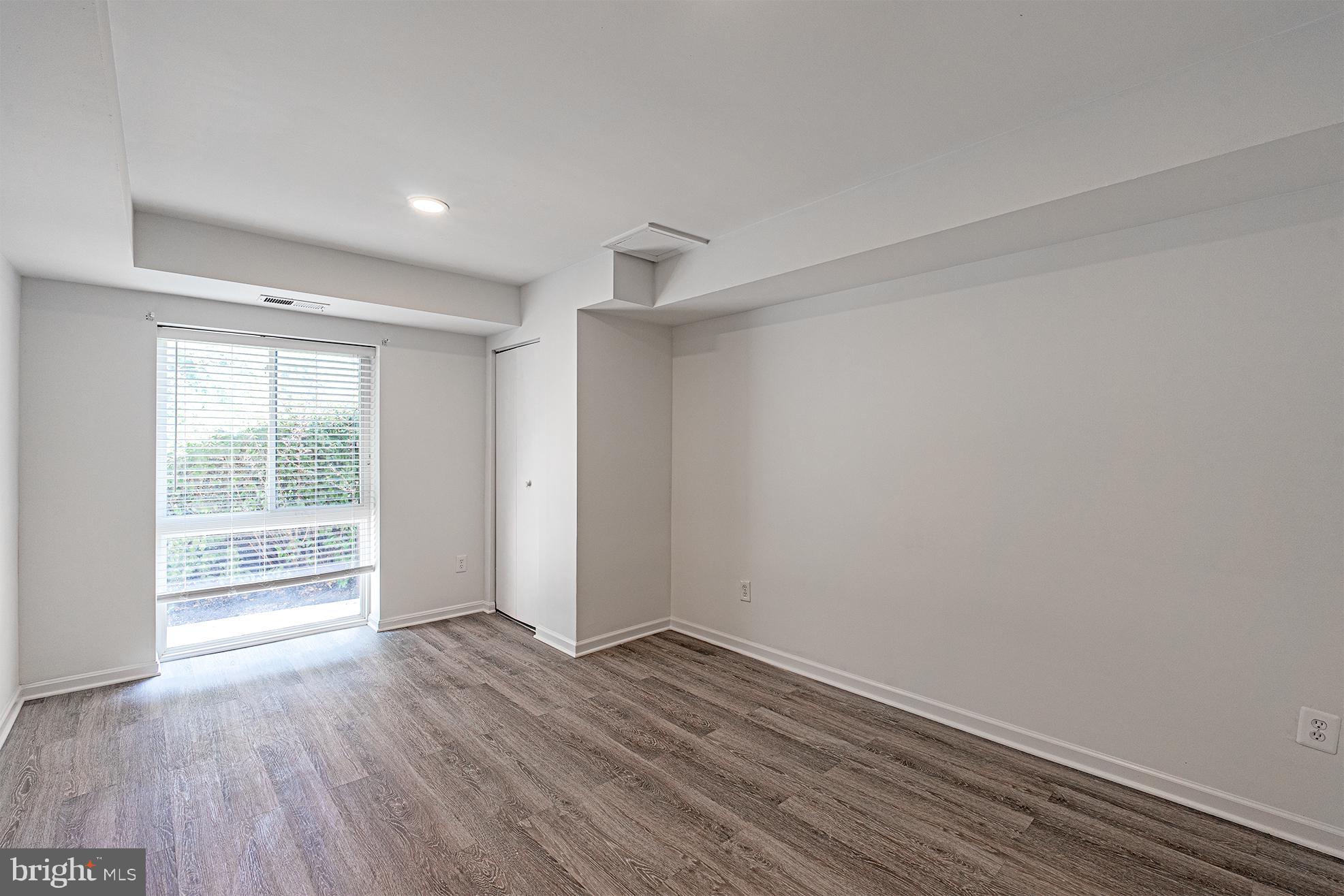 EDSALL BLUFF - Residential Lease