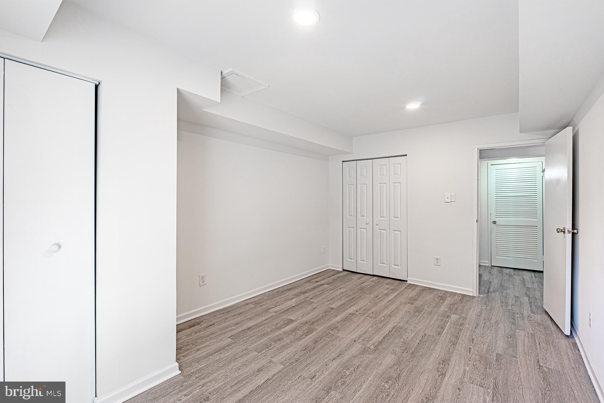 EDSALL BLUFF - Residential Lease