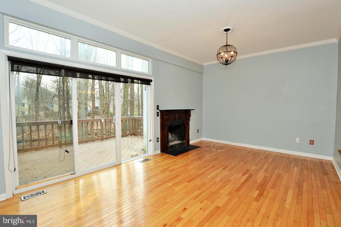 GENERATION TOWNHOUSES - Residential