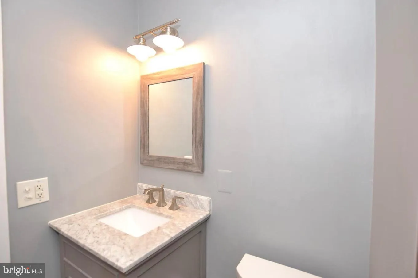 Reston, Virginia 20191, United States, 3 Bedrooms Bedrooms, ,4 BathroomsBathrooms,Residential,Active,239631