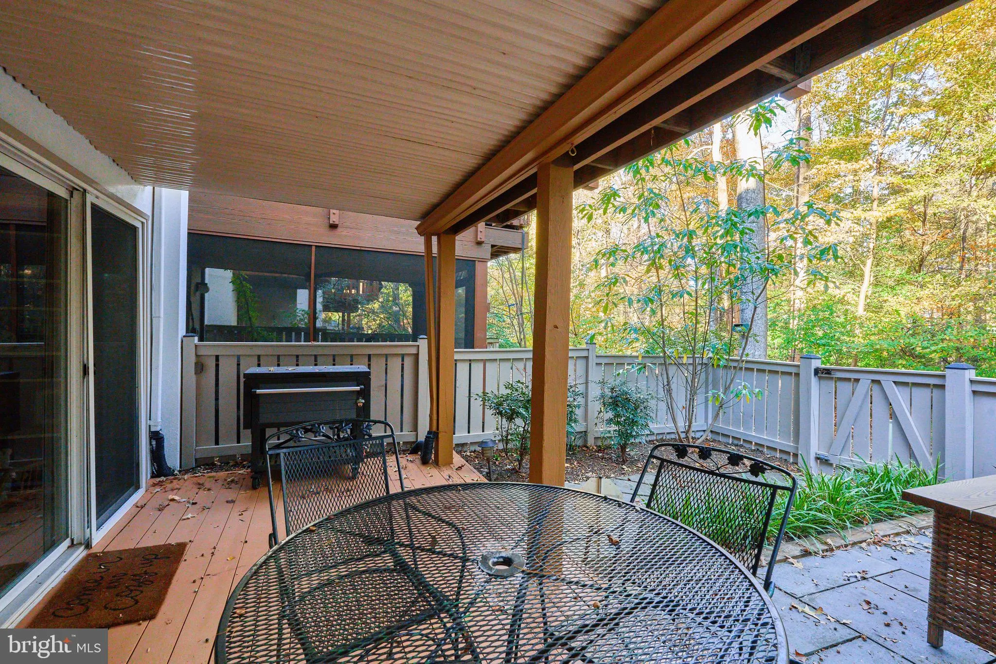 Reston, Virginia 20191, United States, 3 Bedrooms Bedrooms, ,4 BathroomsBathrooms,Residential,Active,239631