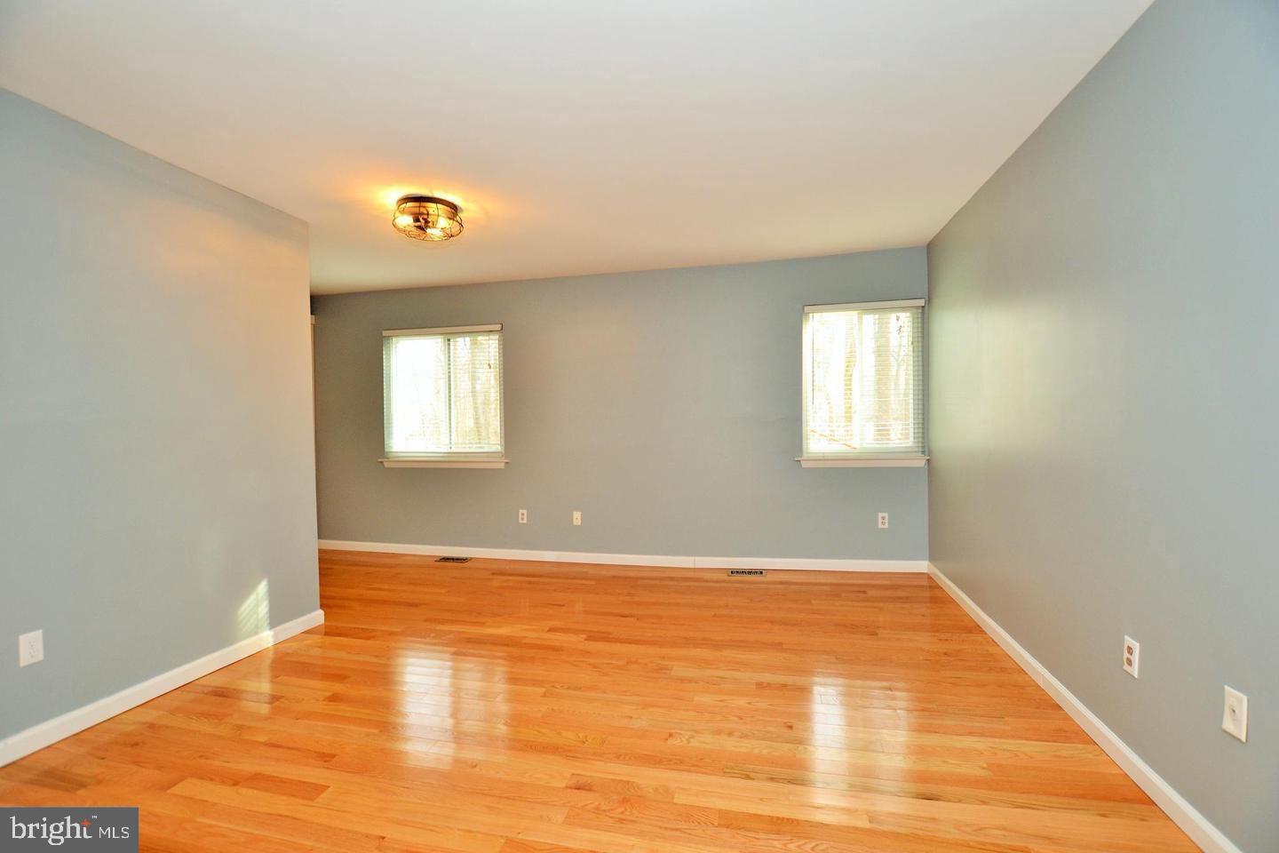 GENERATION TOWNHOUSES - Residential