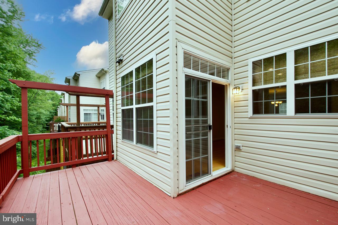 GROVE AT HUNTLEY MEADOWS - Residential Lease