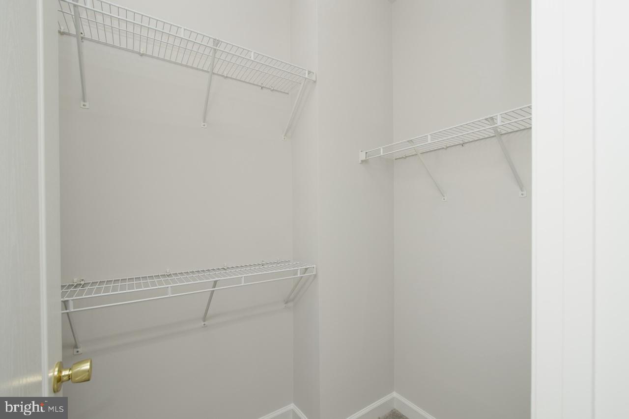 GROVE AT HUNTLEY MEADOWS - Residential Lease