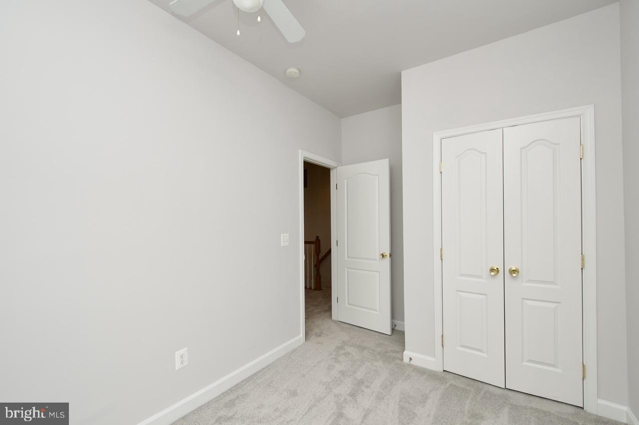 GROVE AT HUNTLEY MEADOWS - Residential Lease