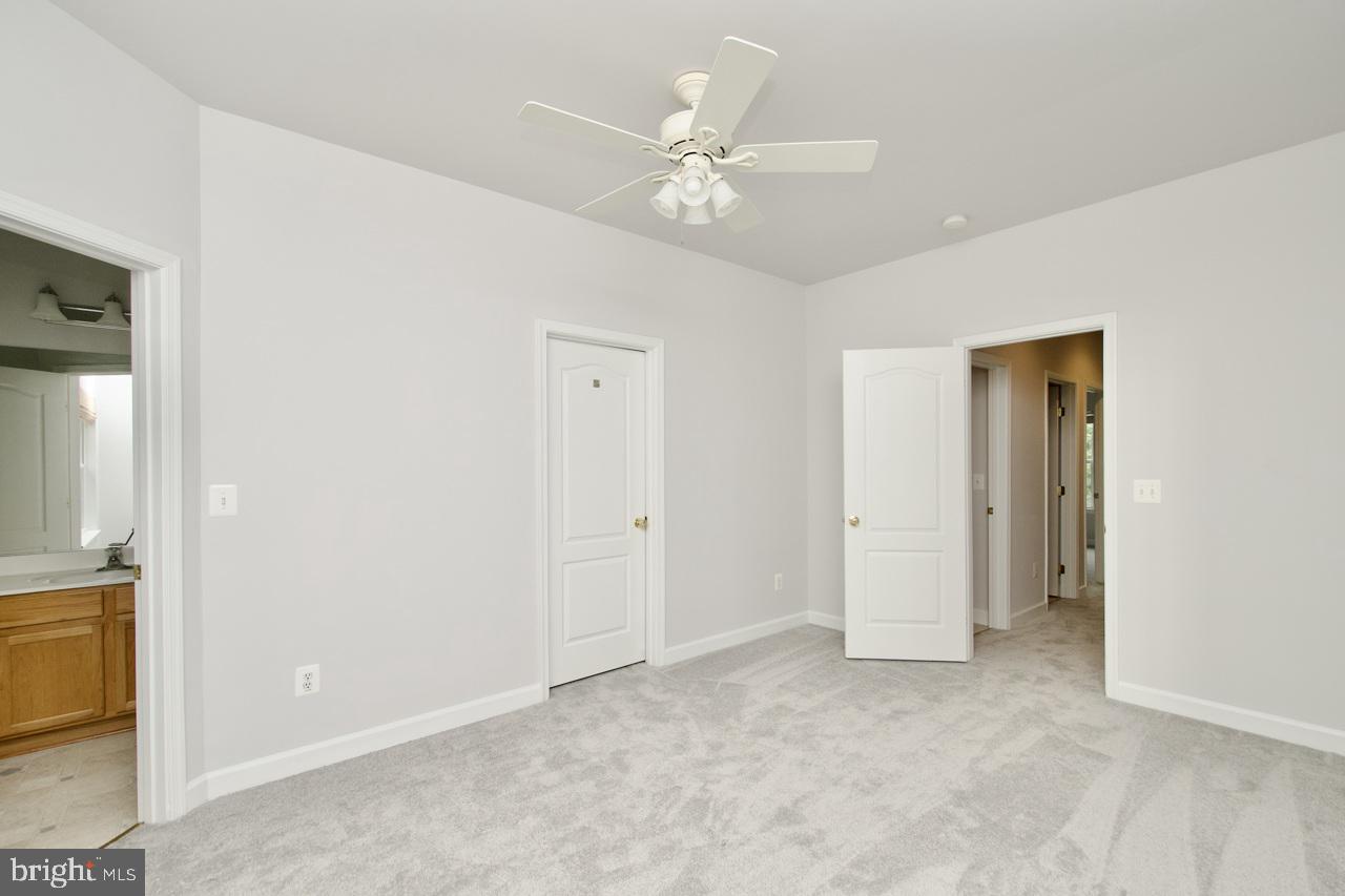 GROVE AT HUNTLEY MEADOWS - Residential Lease