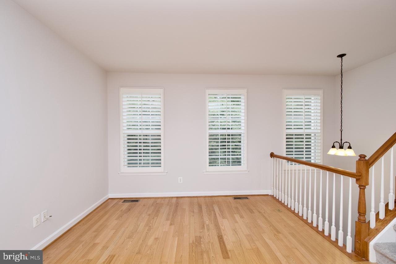 GROVE AT HUNTLEY MEADOWS - Residential Lease