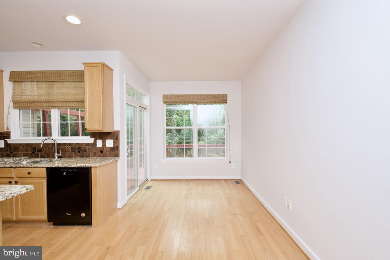 GROVE AT HUNTLEY MEADOWS - Residential Lease