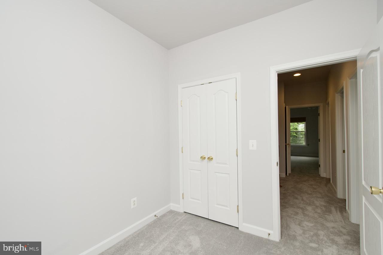 GROVE AT HUNTLEY MEADOWS - Residential Lease