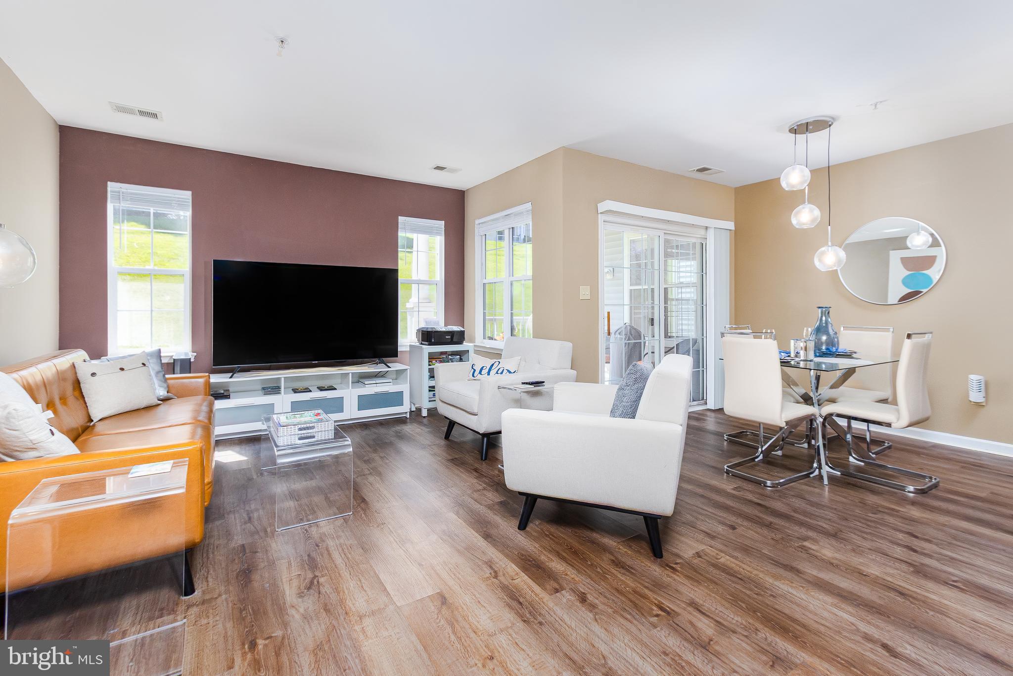 HOLLINGTON - Residential