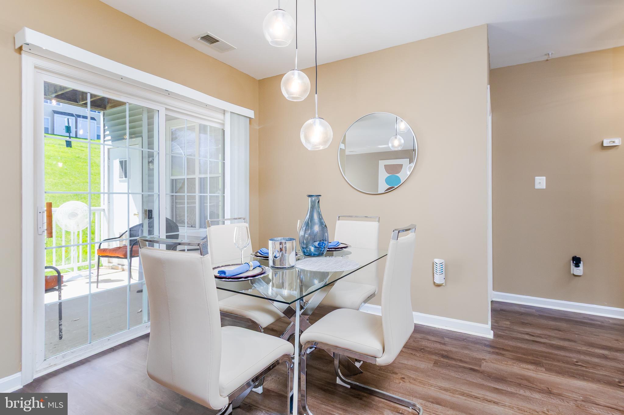 HOLLINGTON - Residential