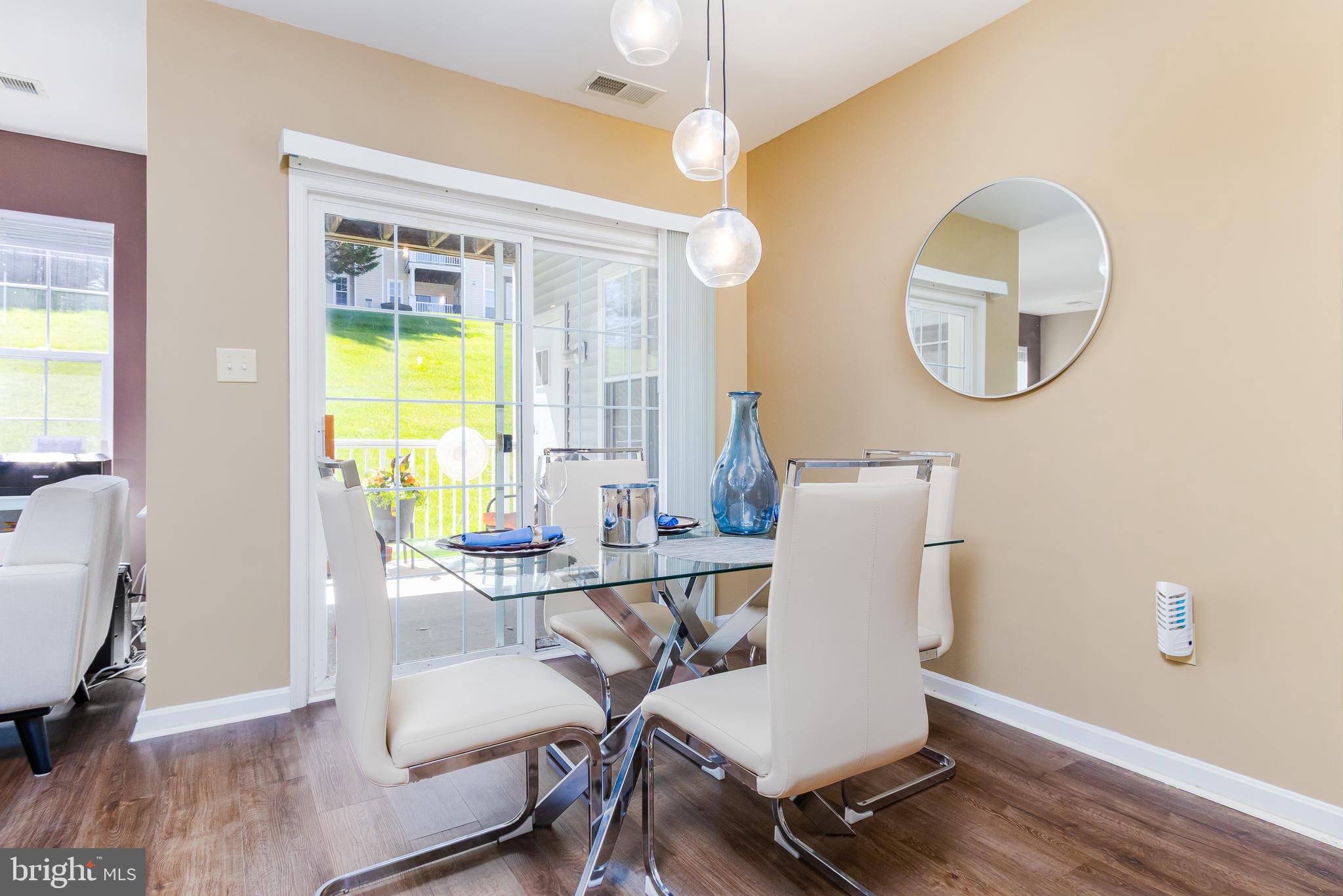 HOLLINGTON - Residential