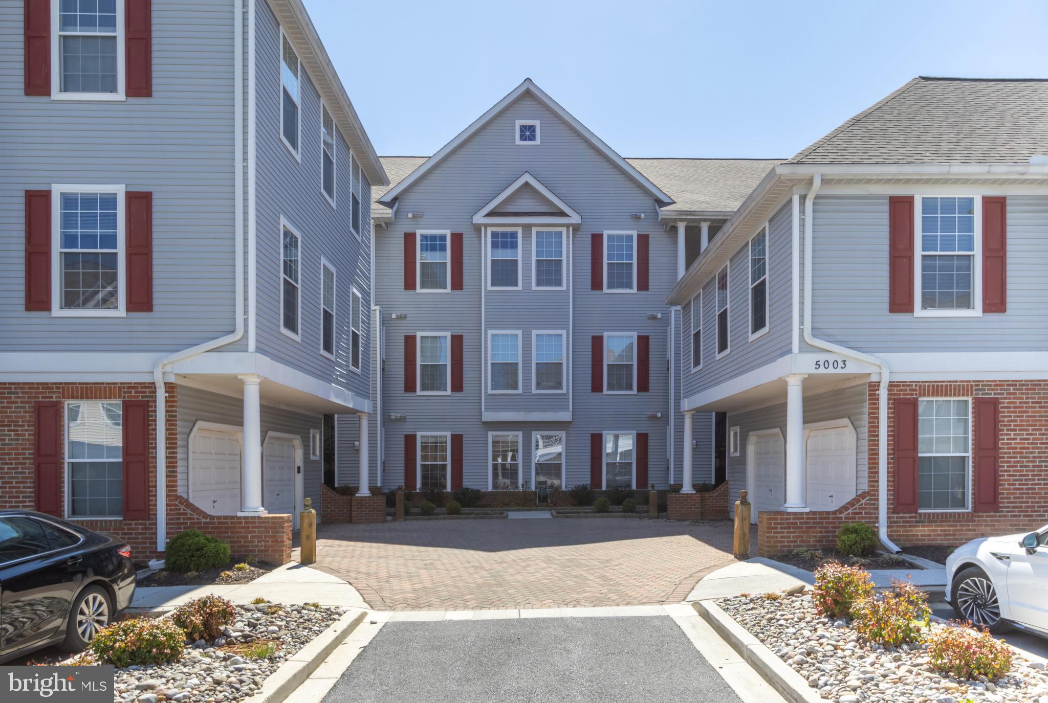 HOLLINGTON - Residential