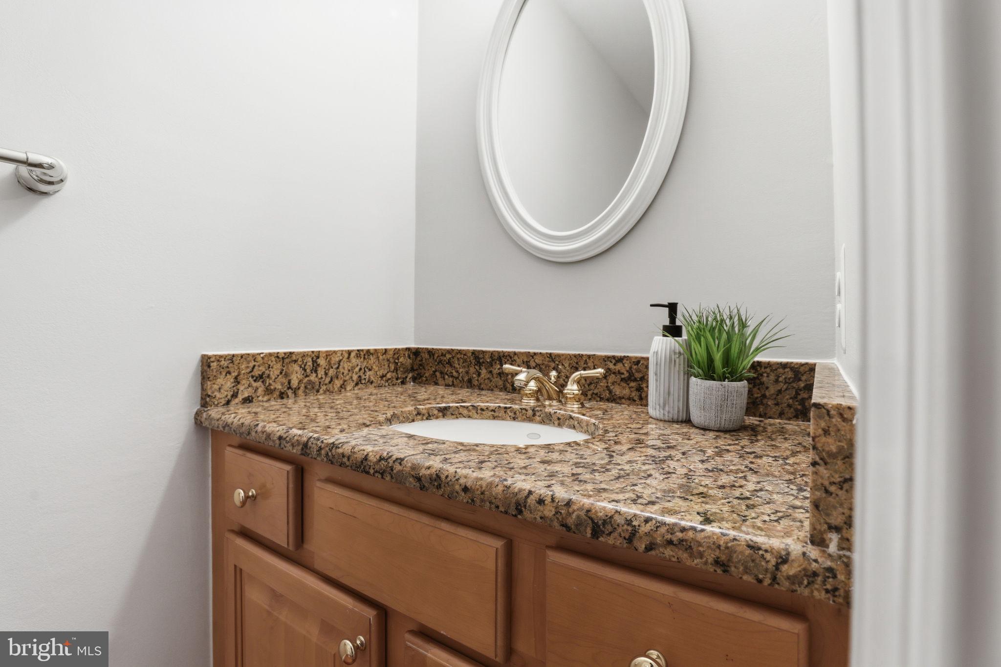 VIENNA OAKS - Residential