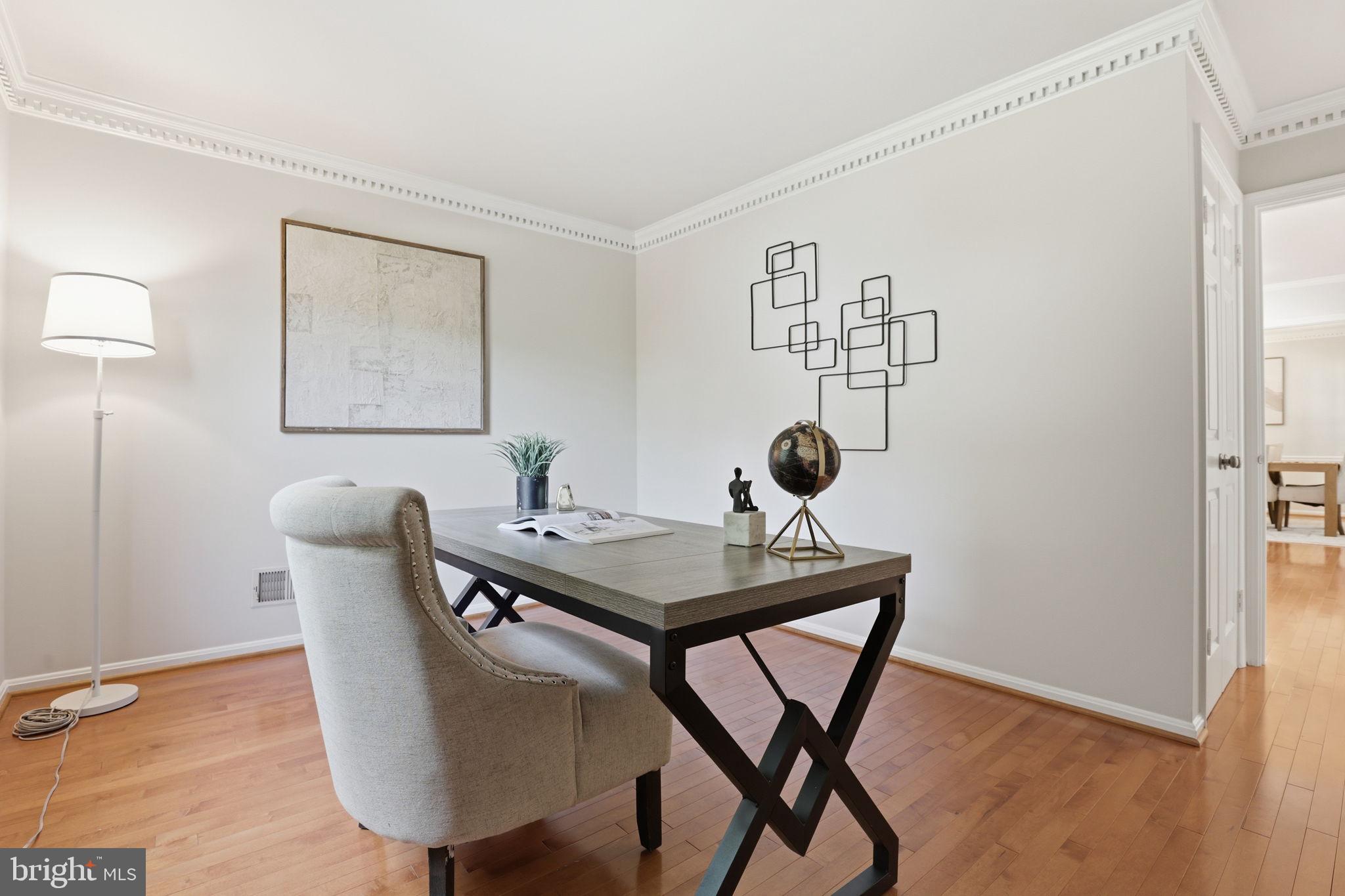 VIENNA OAKS - Residential