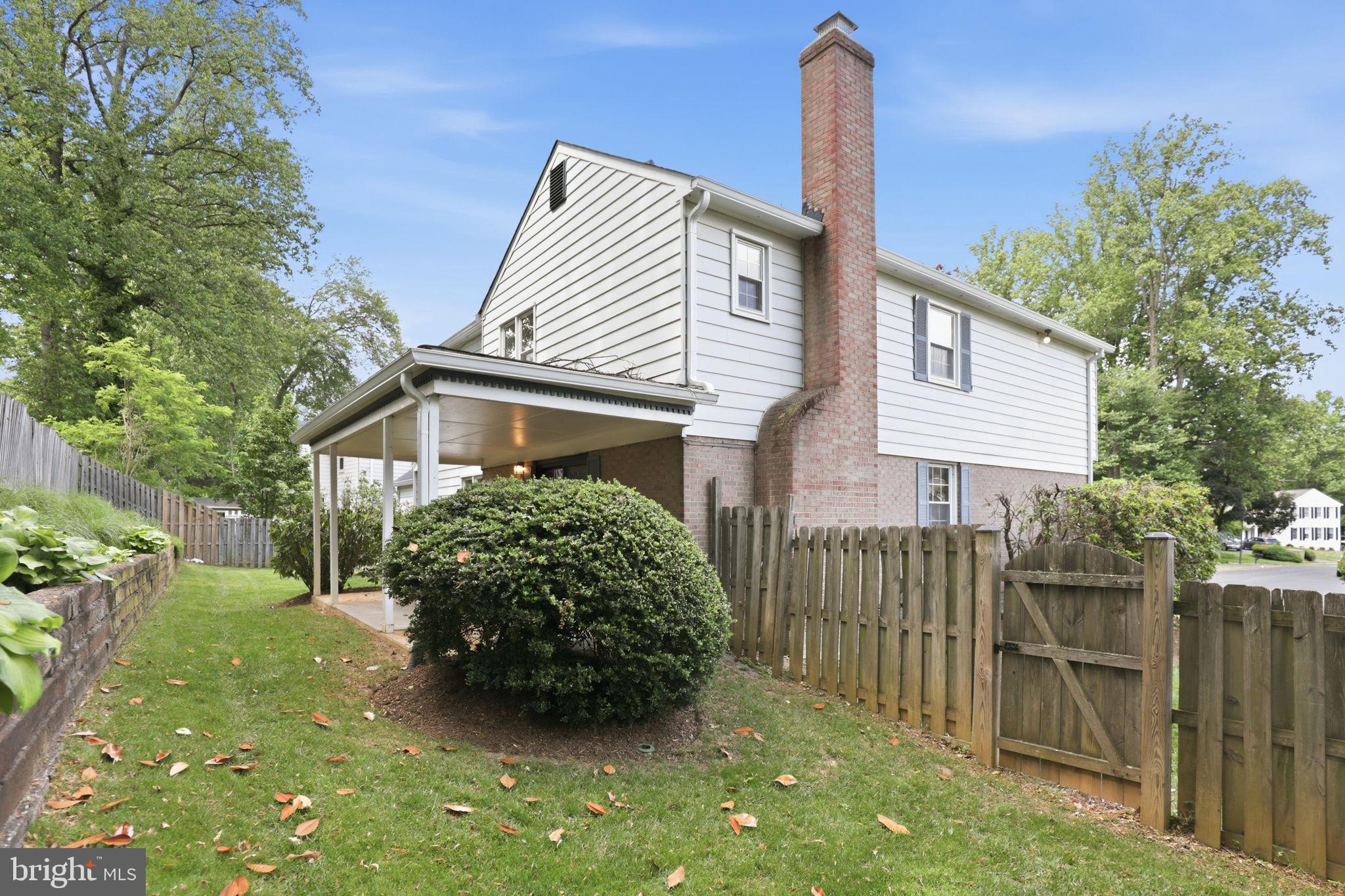 VIENNA OAKS - Residential