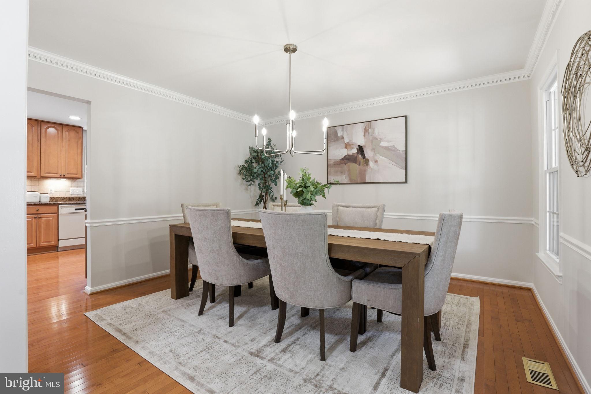 VIENNA OAKS - Residential