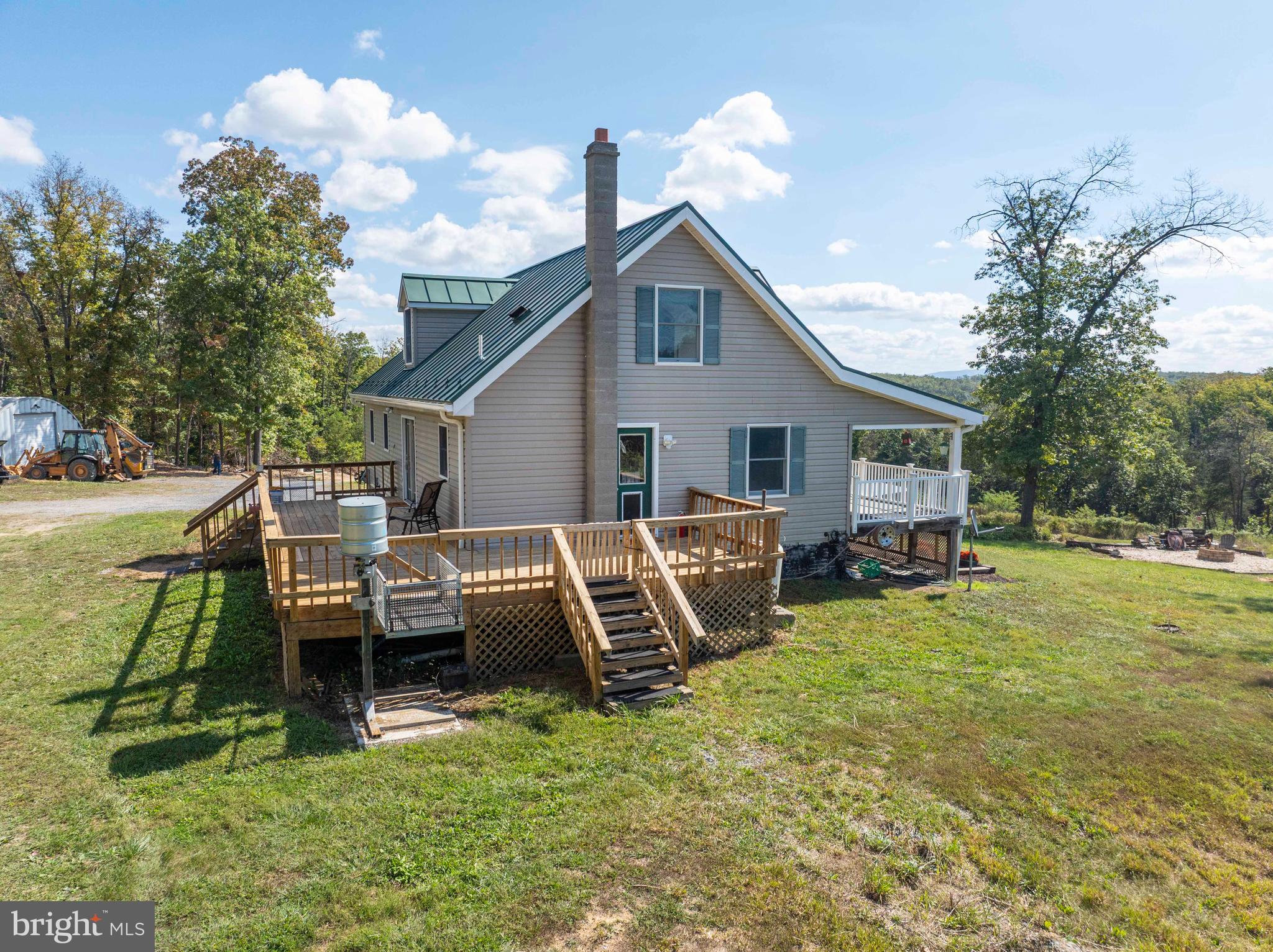 25 MCDANIEL LANE