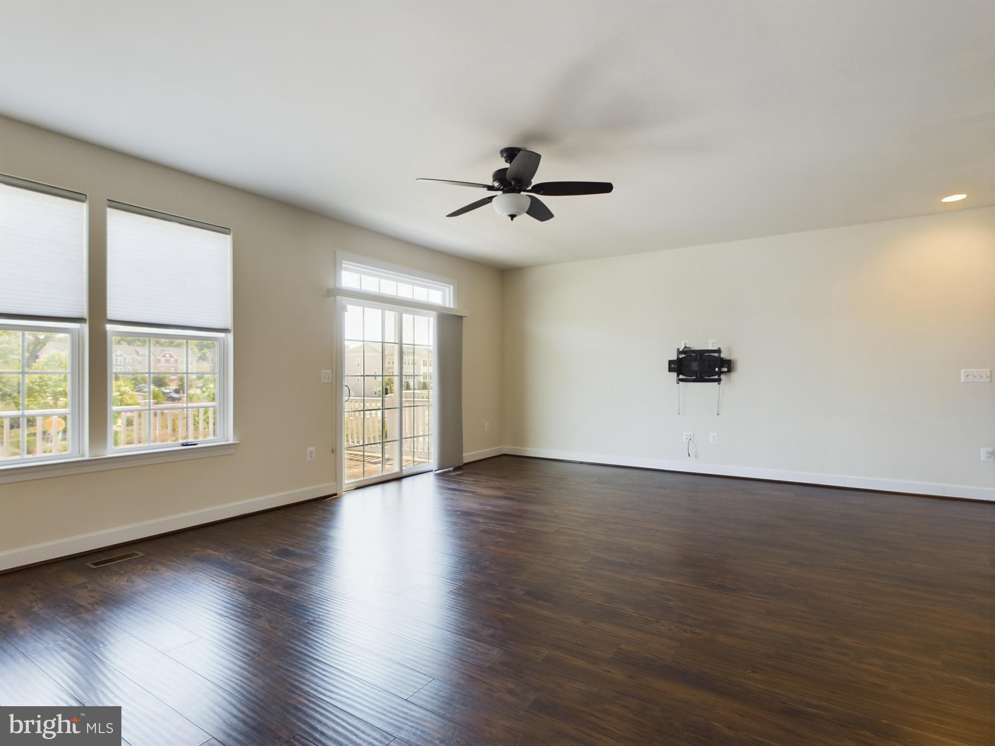 BRADLEY SQUARE - Residential Lease