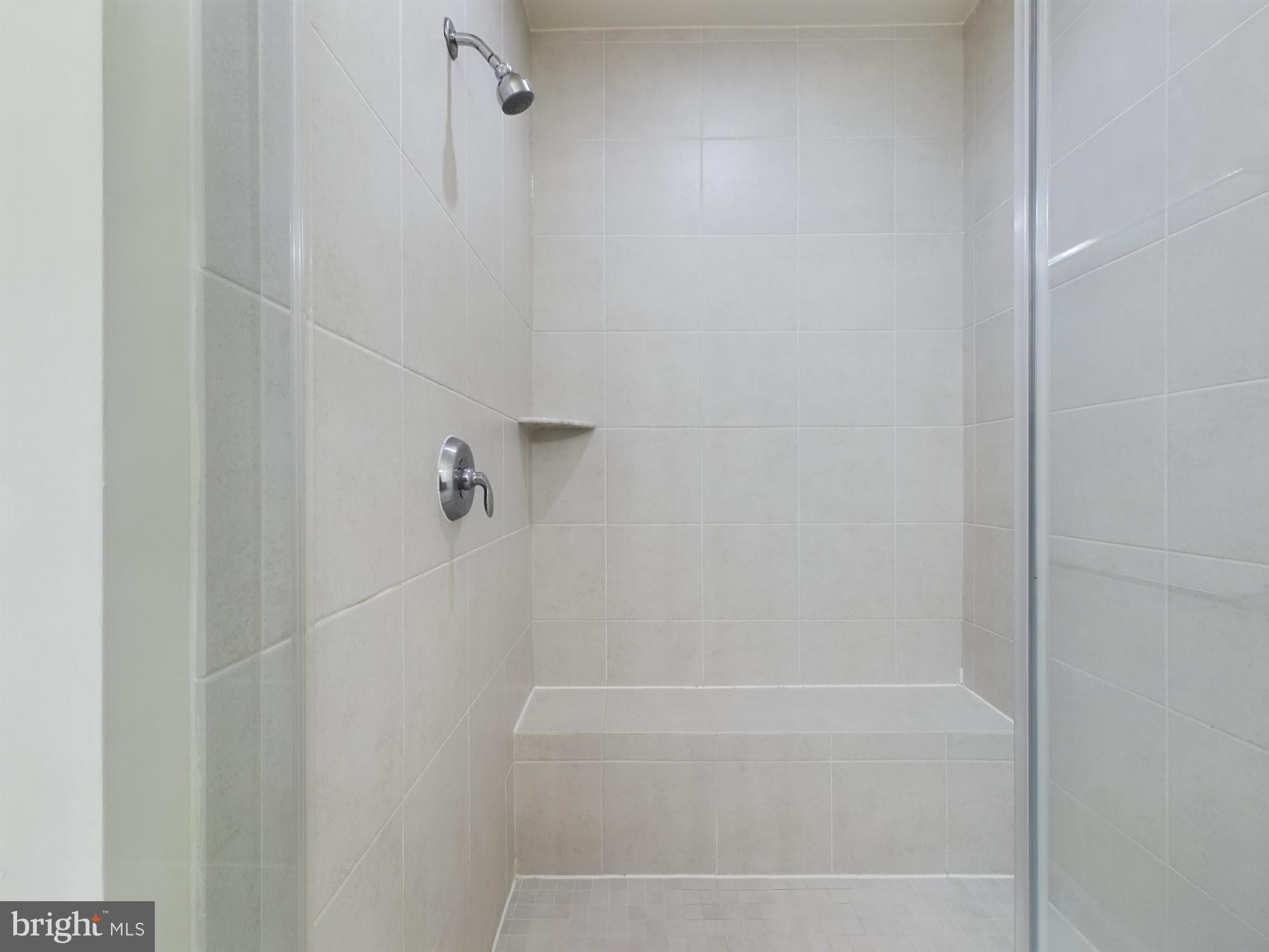 BRADLEY SQUARE - Residential Lease