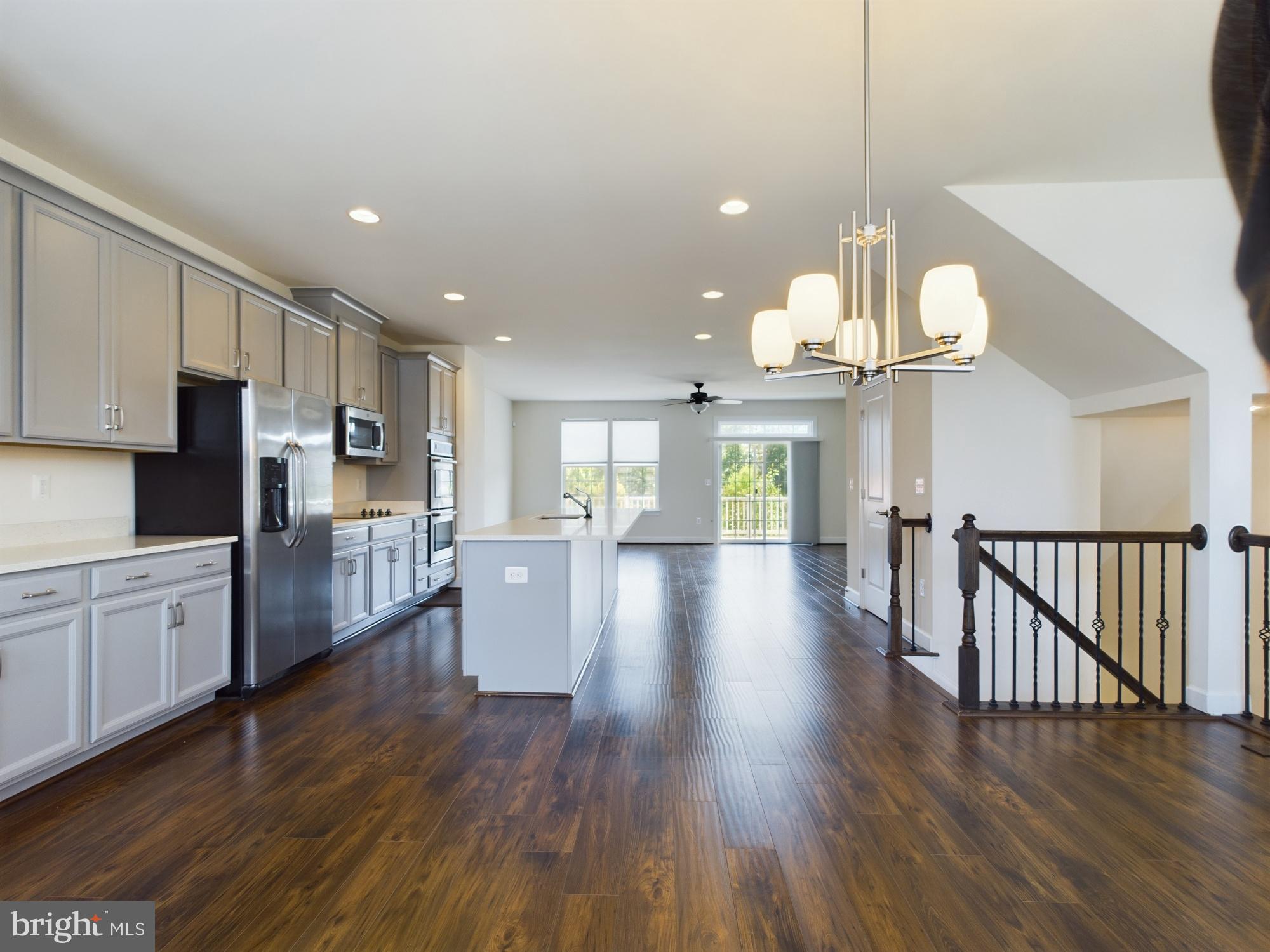 BRADLEY SQUARE - Residential Lease