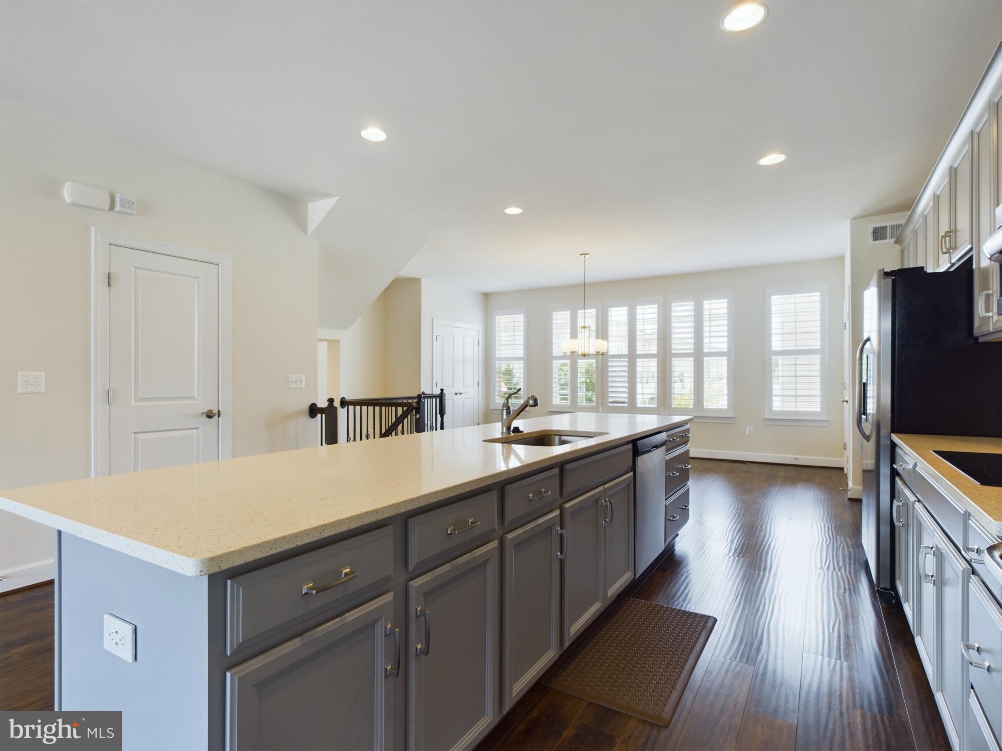 BRADLEY SQUARE - Residential Lease