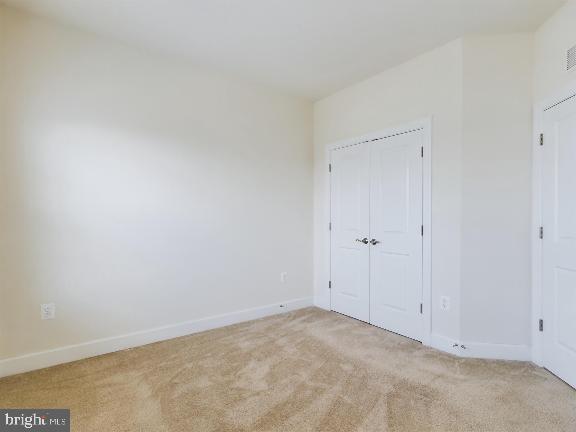 BRADLEY SQUARE - Residential Lease