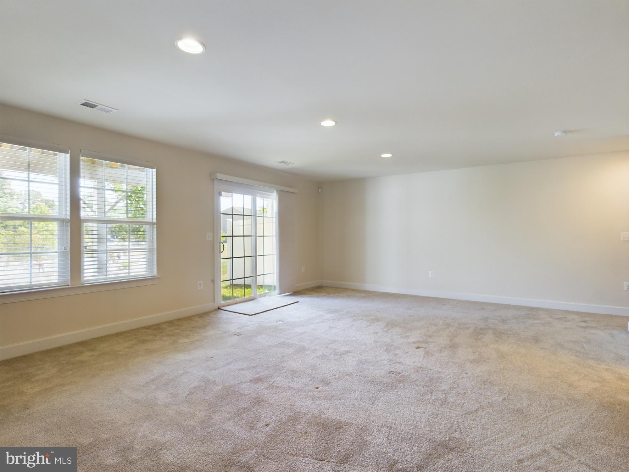 BRADLEY SQUARE - Residential Lease