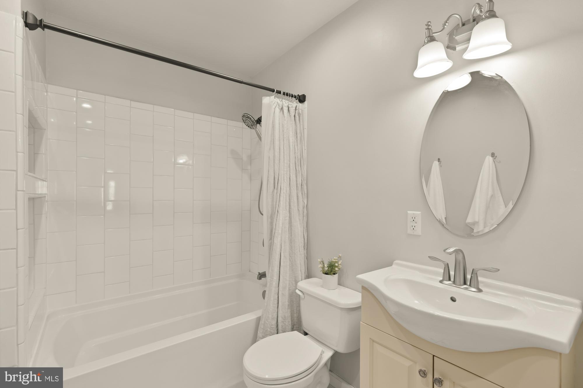 CHERRY HILL - Residential