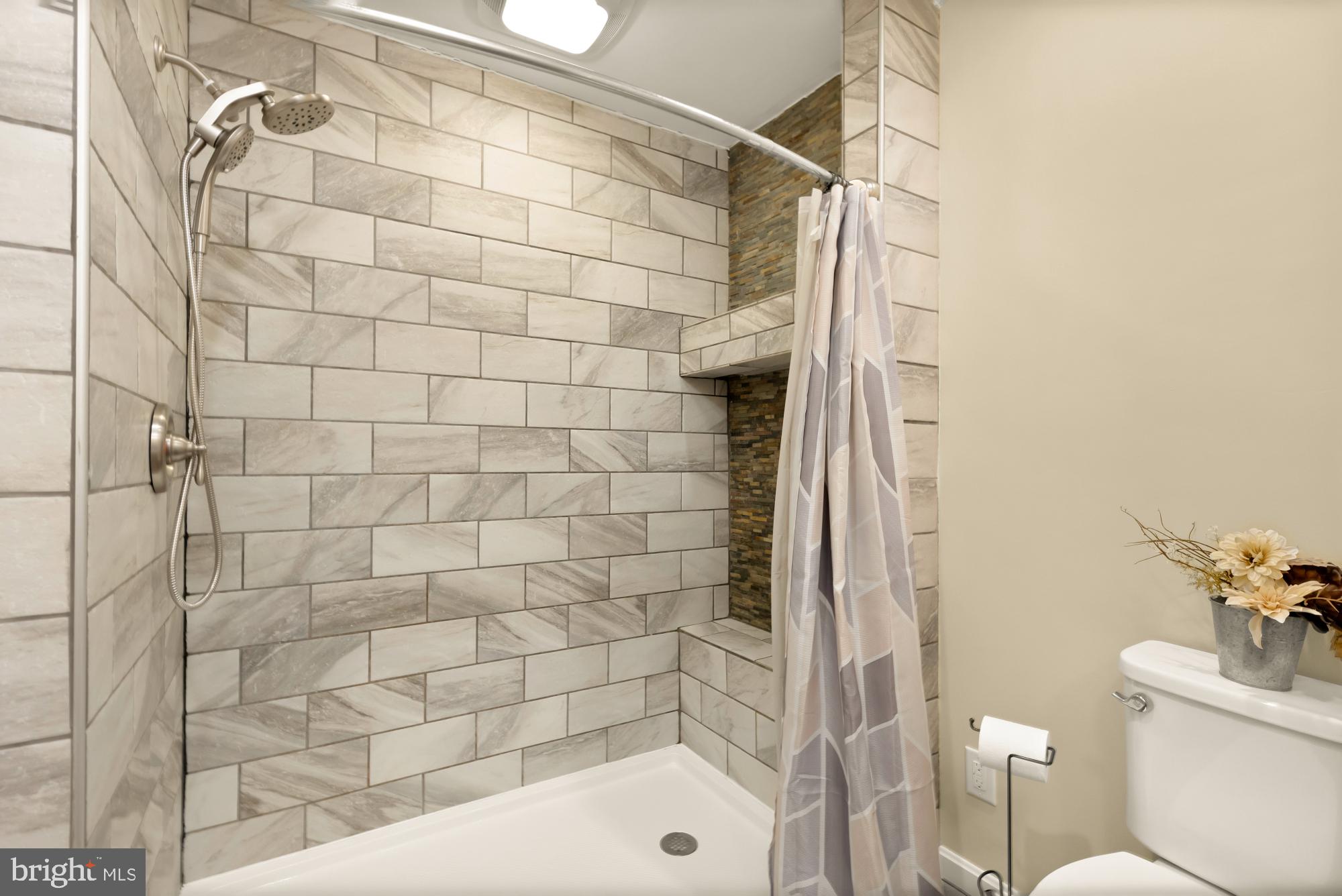 CHERRY HILL - Residential