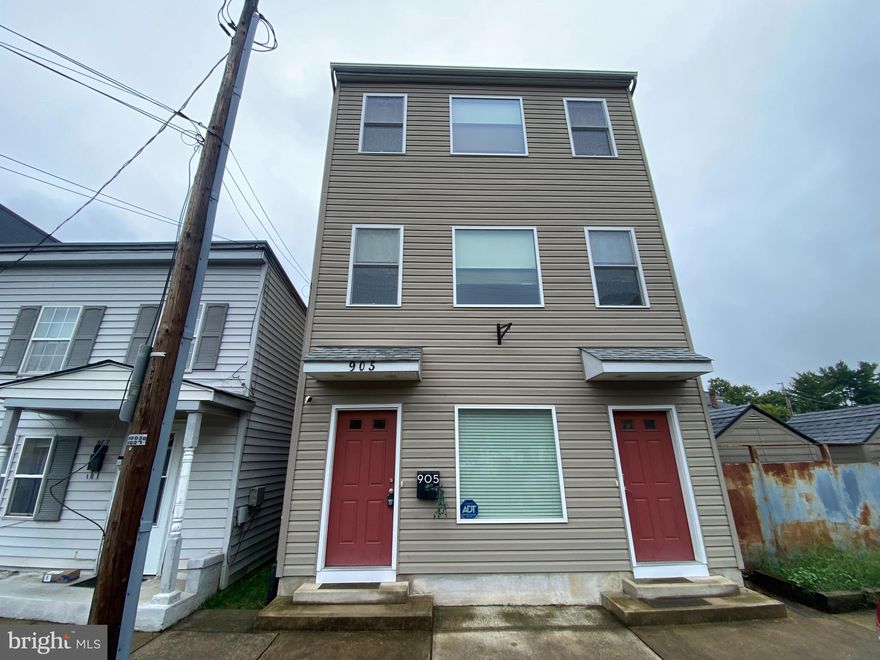 DOWNTOWN FREDERICKSBURG! Recently renovated 2 Bedroom / 1.5 Bath apartment available for rent. This is an unfurnished apartment - the photos will be updated soon.  12 month Lease minimum. This 2 Level apartment is over 1650 sqft and offers the perfect blend of modern comfort and historic charm.  The first level of the apartment which is the second level of the building offers a very spacious Great Room, Full Kitchen with Breakfast Bar and a Half Bath.  The new kitchen is fully equipped with stainless steel appliances, granite countertops and plenty of cabinet space. The upper level consists of 2 Bedrooms with vaulted ceilings and a Full Bathroom.  PLUS enjoy 2 private balconies and in unit washer/dryer.  You can't beat this location in Downtown Fredericksburg just one block off Williams St and steps away from Mary Washington University, train station and countless restaurants, bars and shopping.

*Washer/Dryer Convey AS-IS

******************************************************************************************************************

CREDIT: Good Credit Required
PETS: Sorry, No Pets
UTILITIES: Billed Monthly $200/month for Electric, Water, Sewer & Trash. 
APPLICATION FEE: $60 per applicant
SECURITY DEPOSIT:  Minimum One month's rent (Please note that in certain cases, a double deposit may be required)
RESIDENT BENEFIT PACKAGE: $25/month
LEASING FEE:  $125 One time due with Move-in Funds.