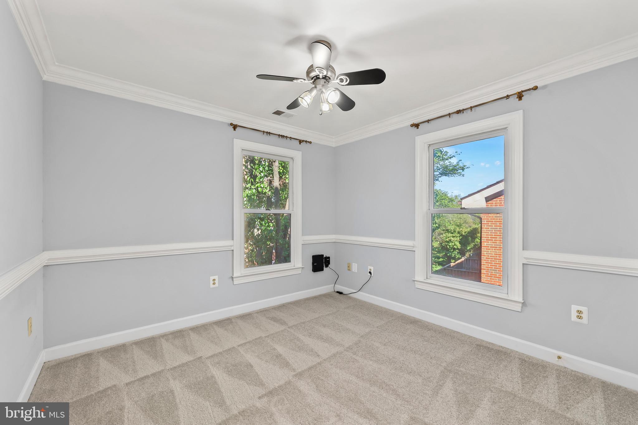 HAMPTONS OF MCLEAN - Residential