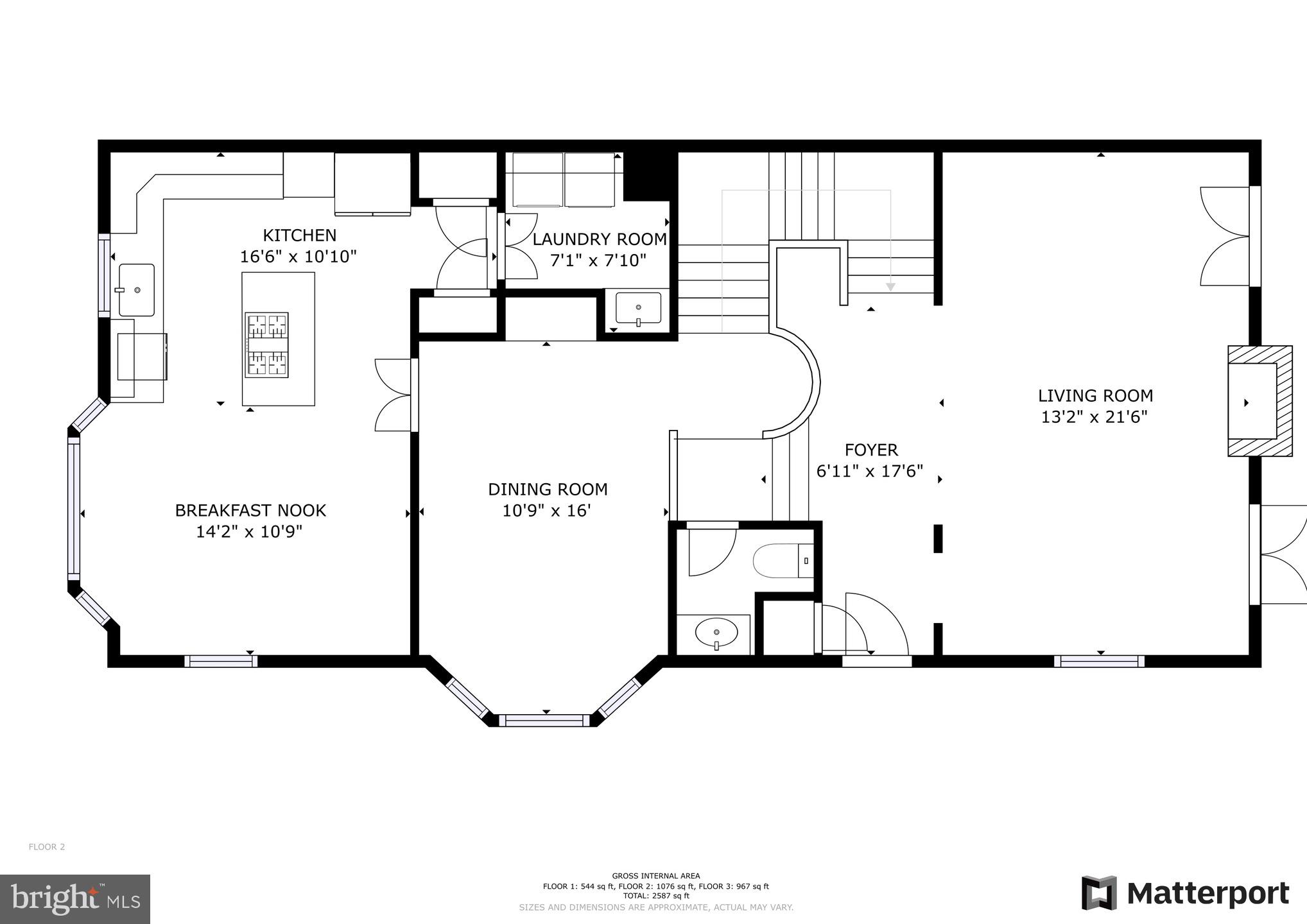 HAMPTONS OF MCLEAN - Residential