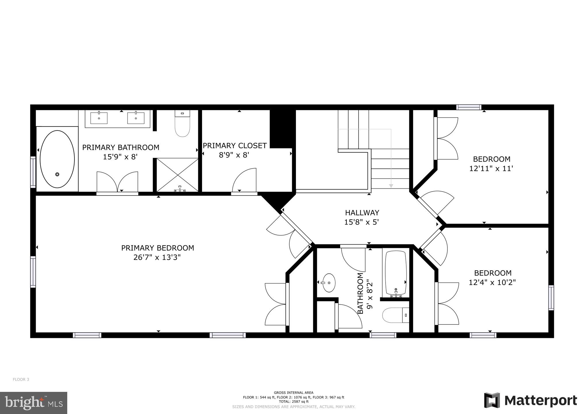 HAMPTONS OF MCLEAN - Residential
