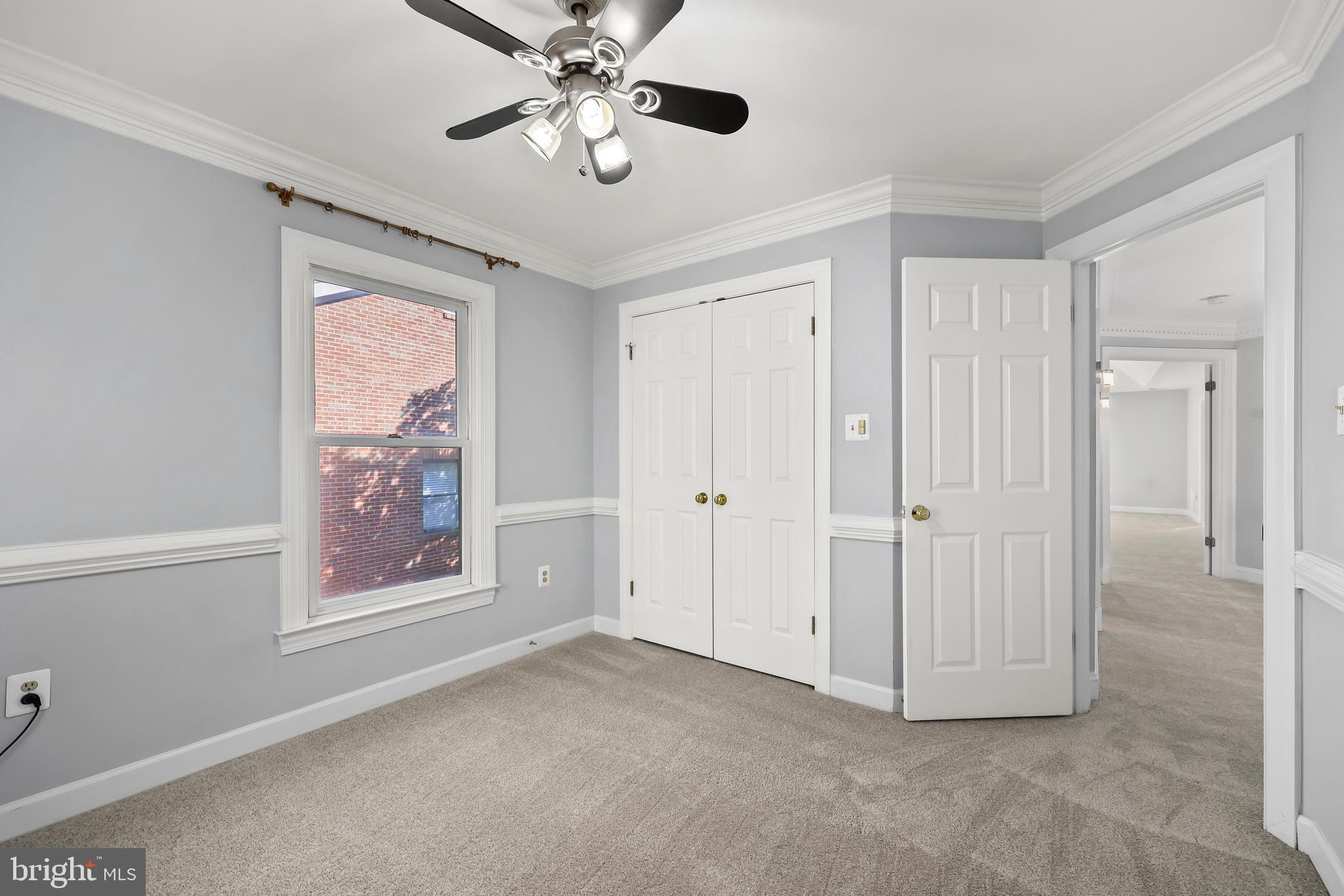 HAMPTONS OF MCLEAN - Residential