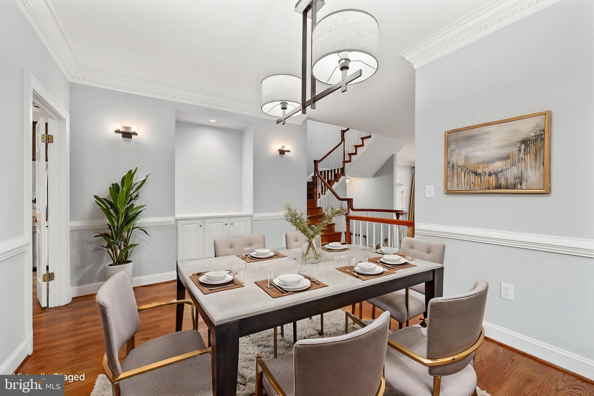 HAMPTONS OF MCLEAN - Residential