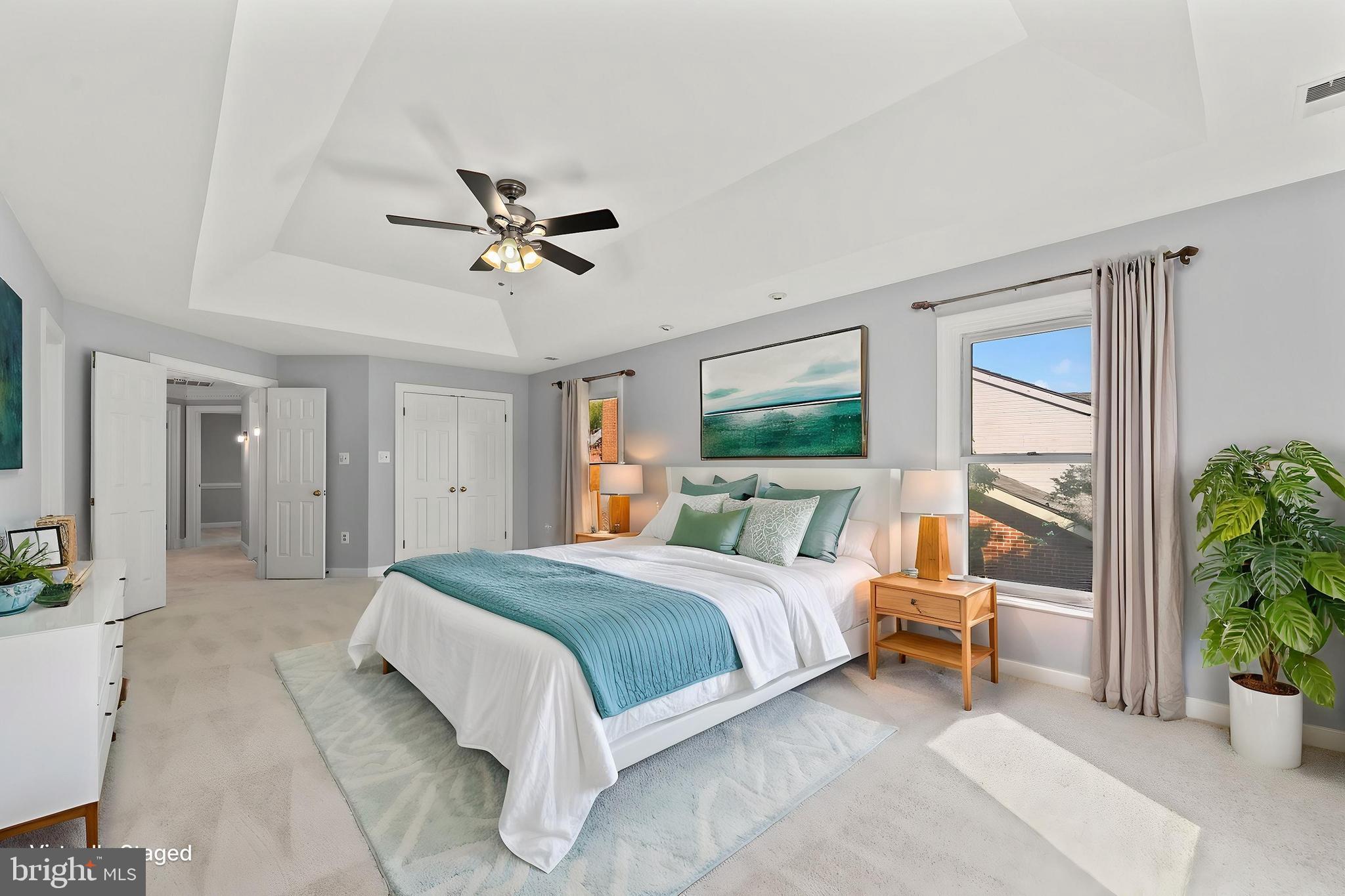 HAMPTONS OF MCLEAN - Residential