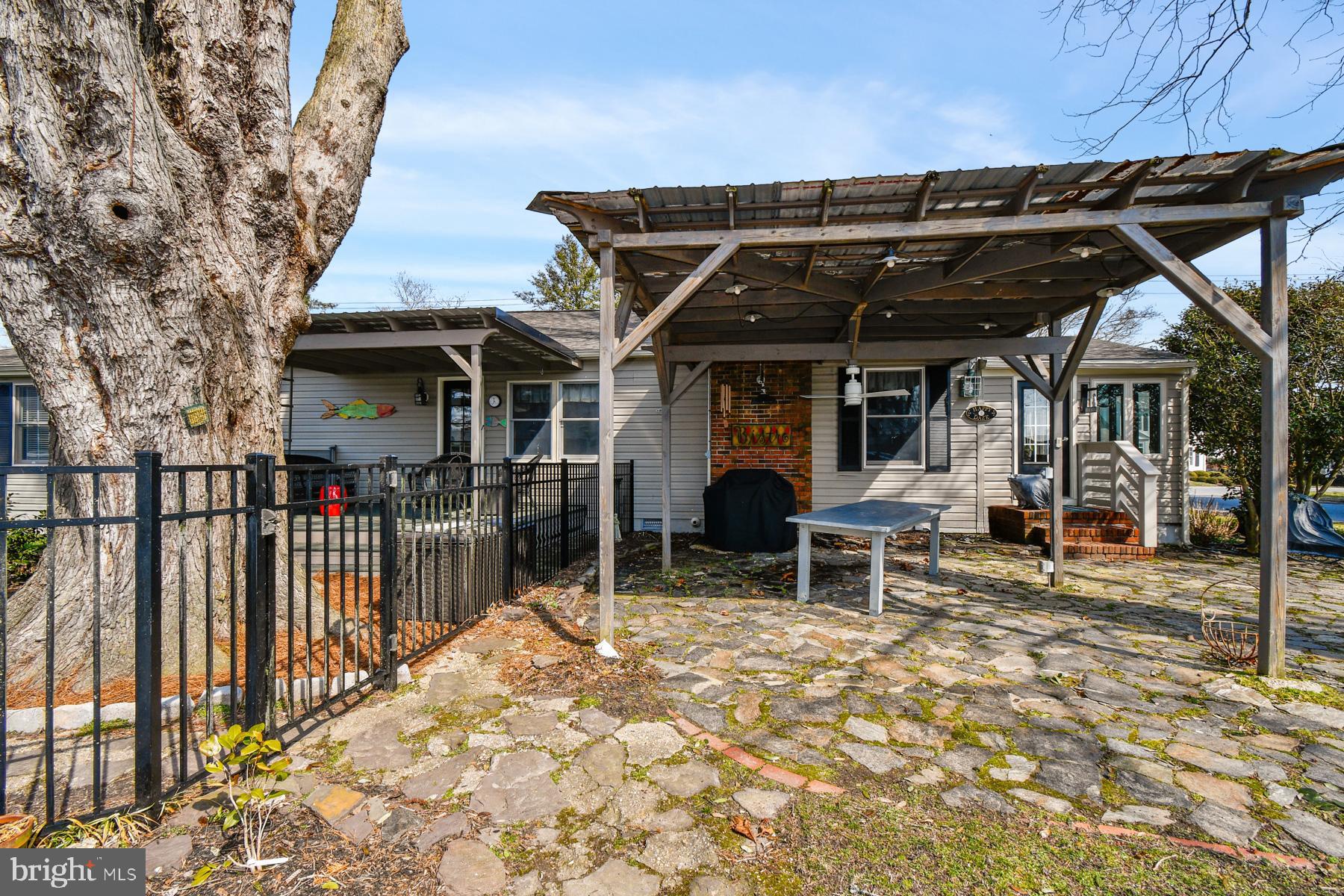 BURLEY HEIGHTS - Residential