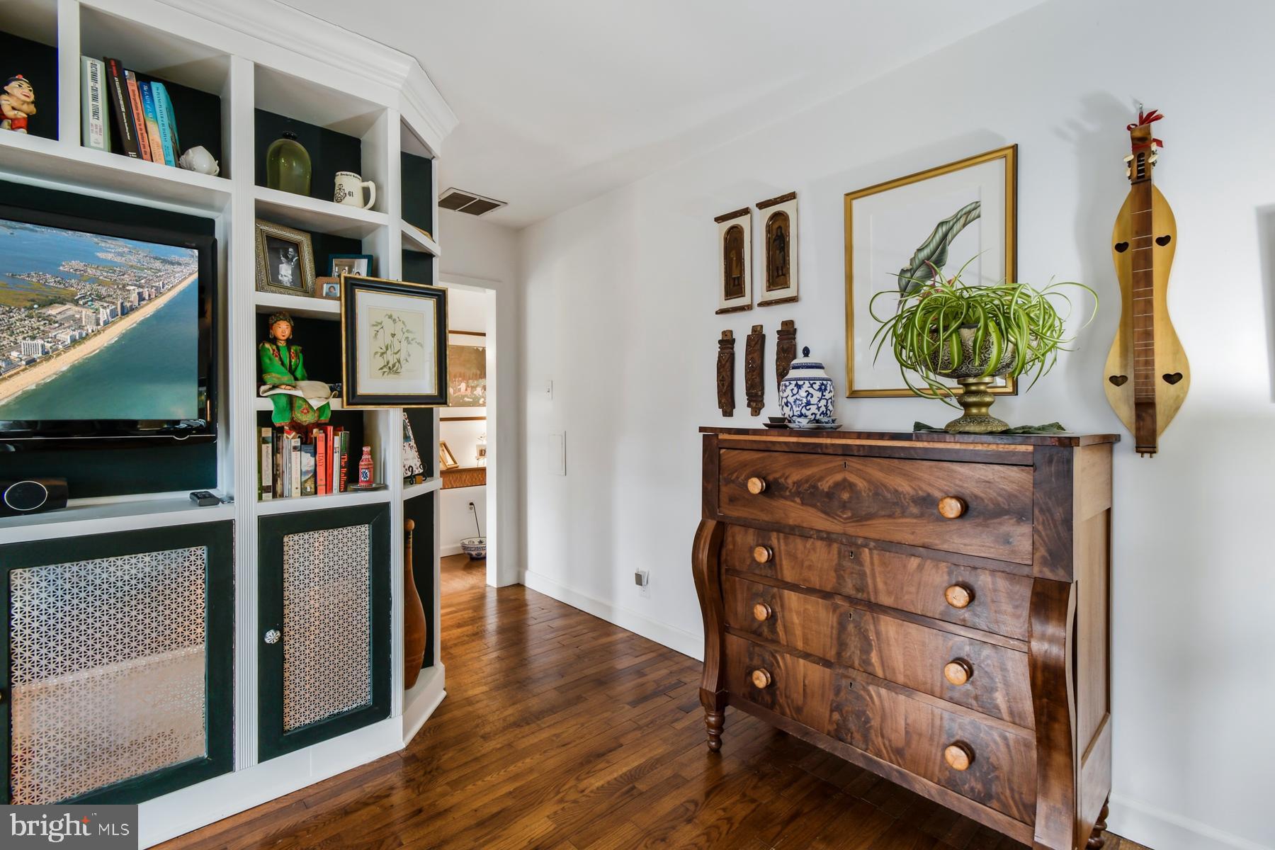 BURLEY HEIGHTS - Residential